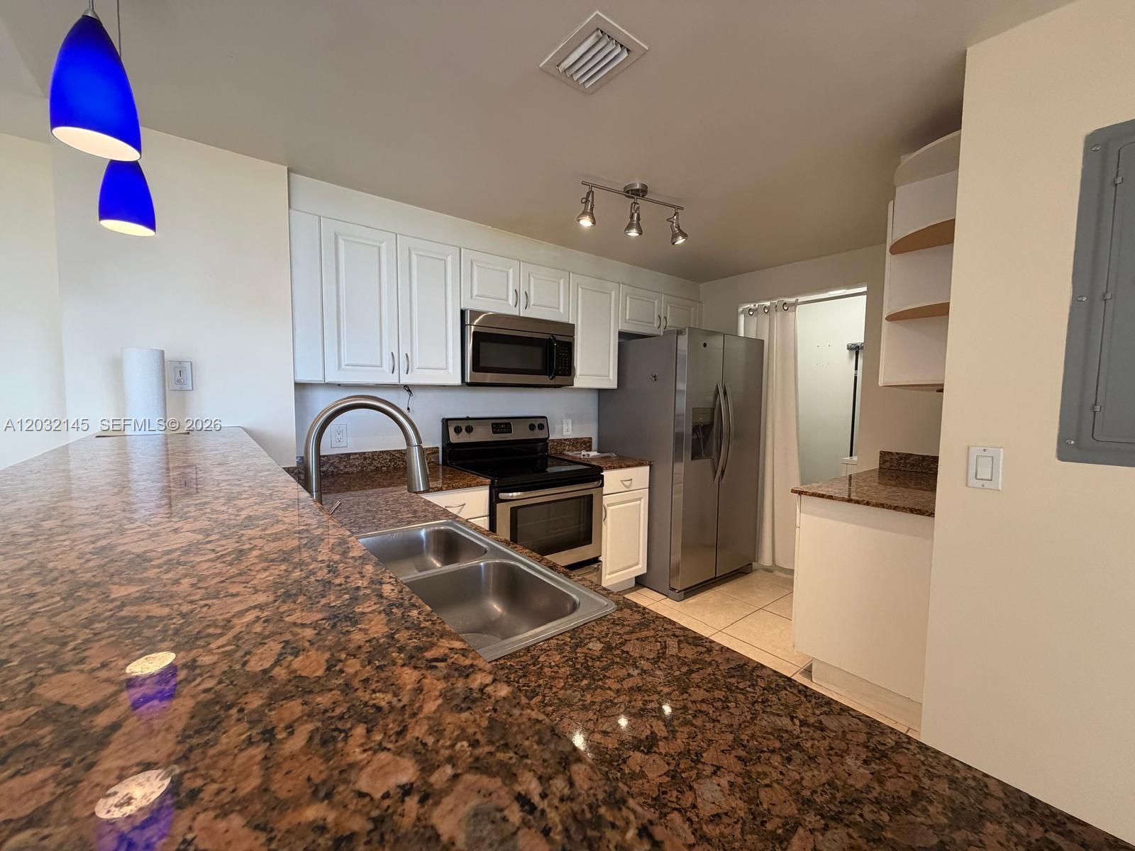 215 SW 42nd Ave # 708