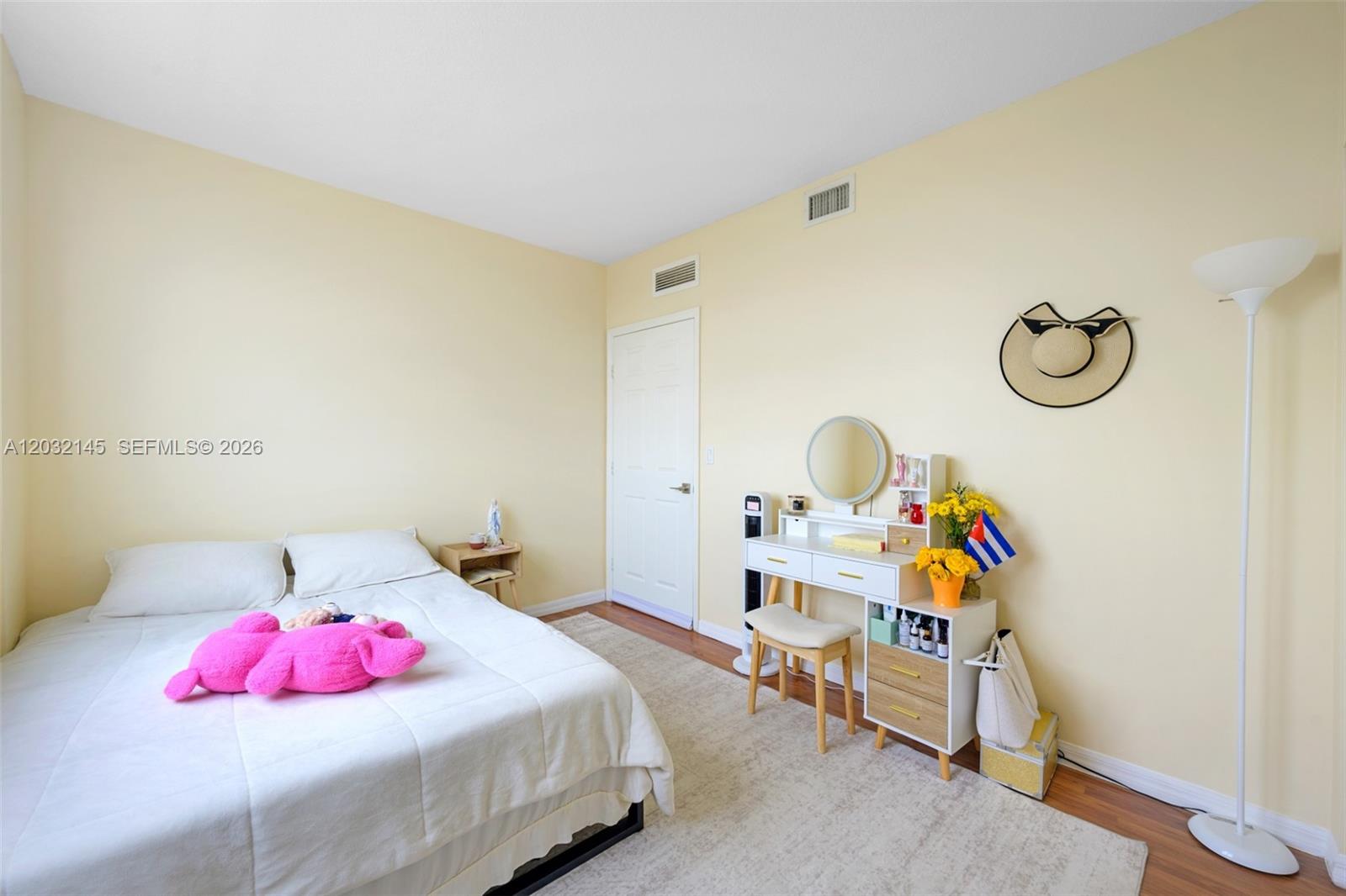 215 SW 42nd Ave # 708