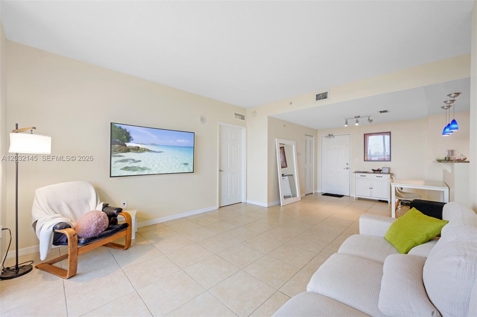 215 SW 42nd Ave # 708