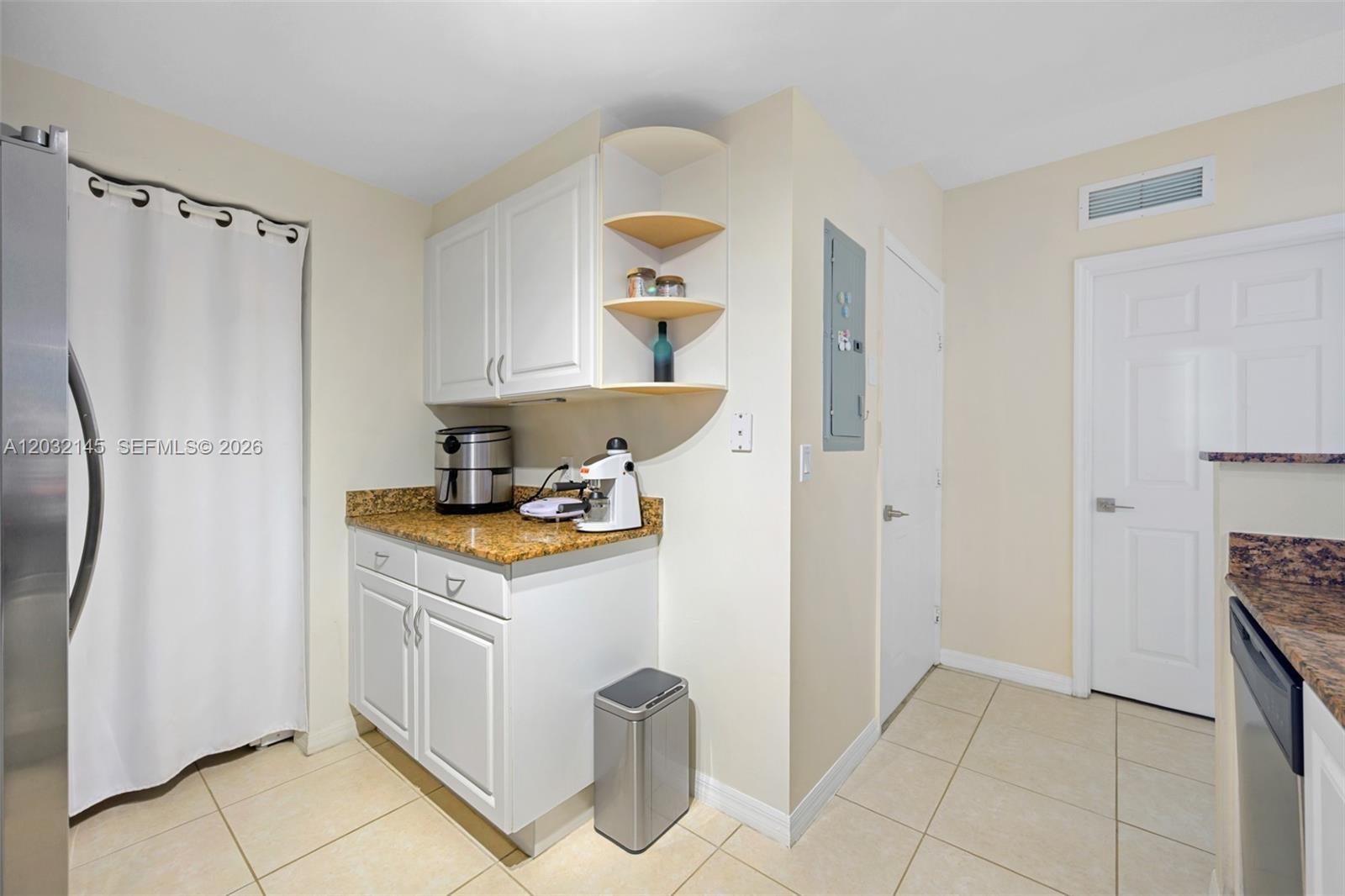 215 SW 42nd Ave # 708