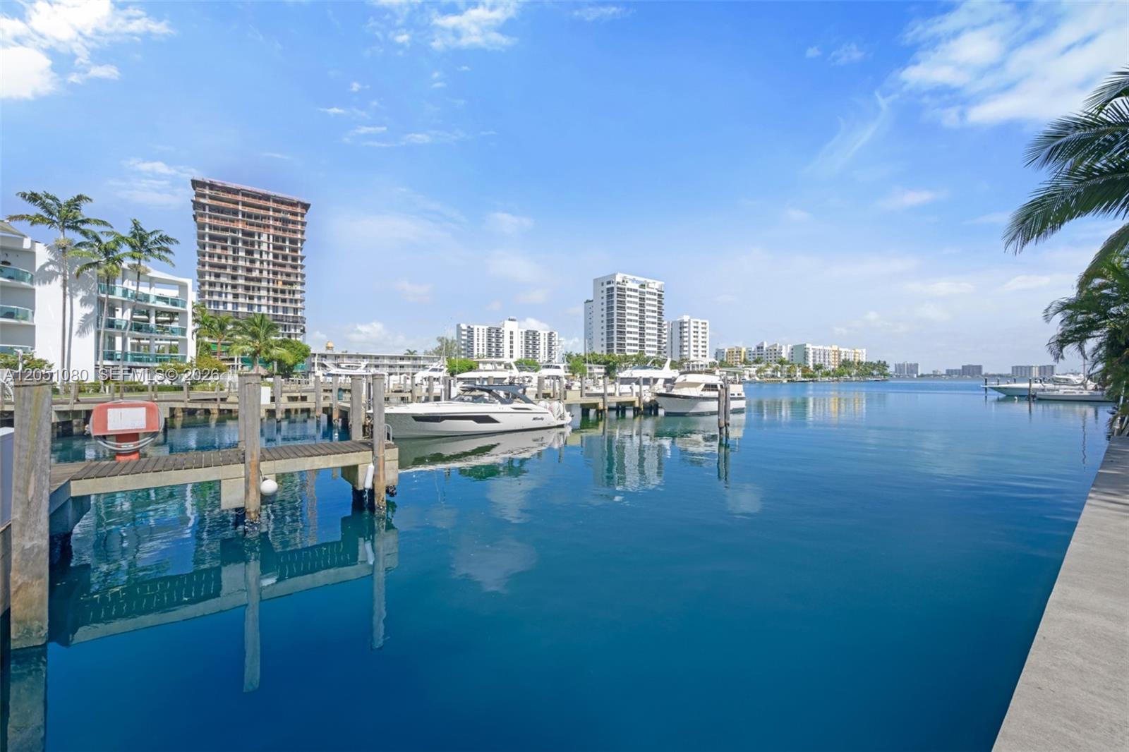 7910 Harbor Island Dr # 402