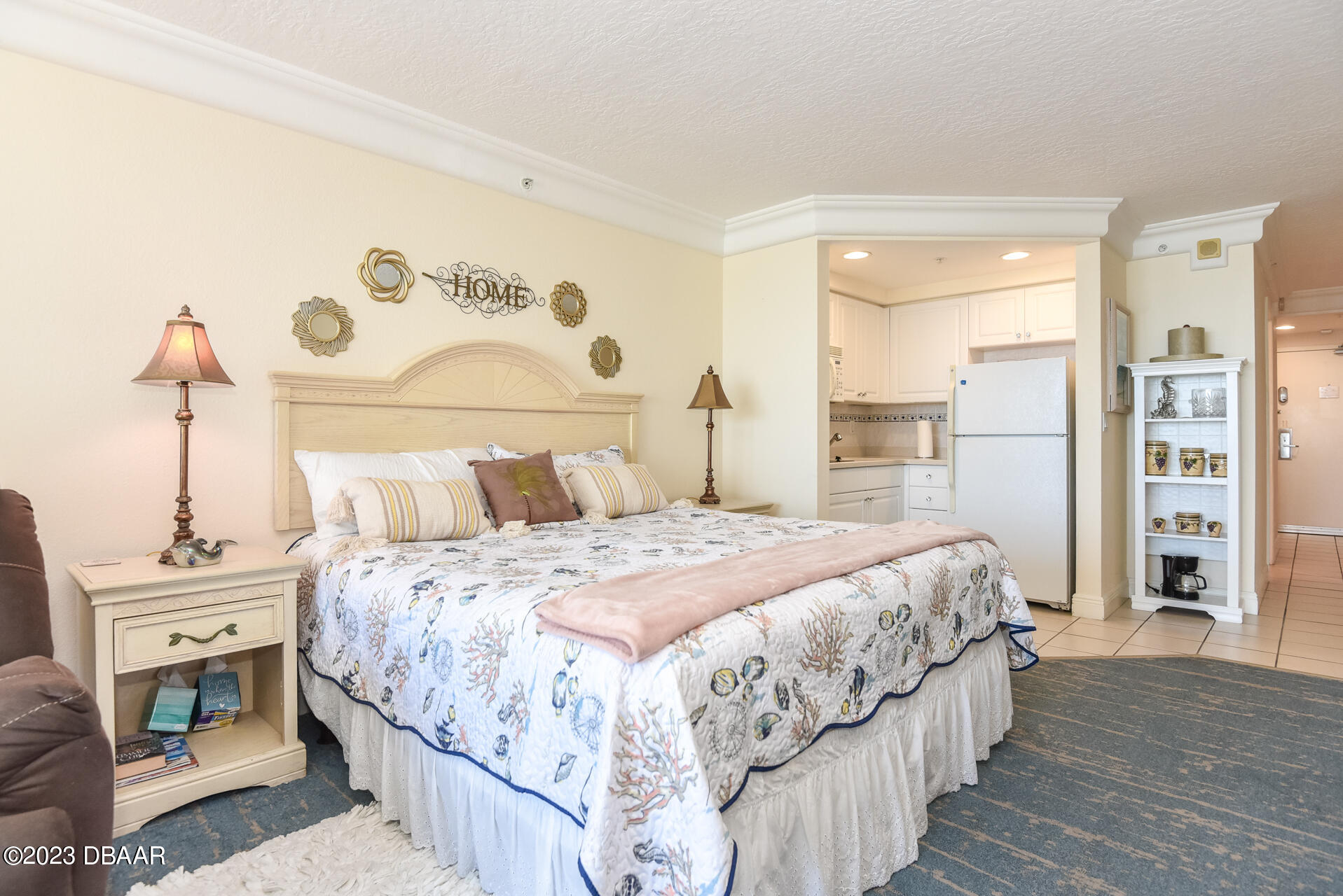 2700 N Atlantic Avenue, 250