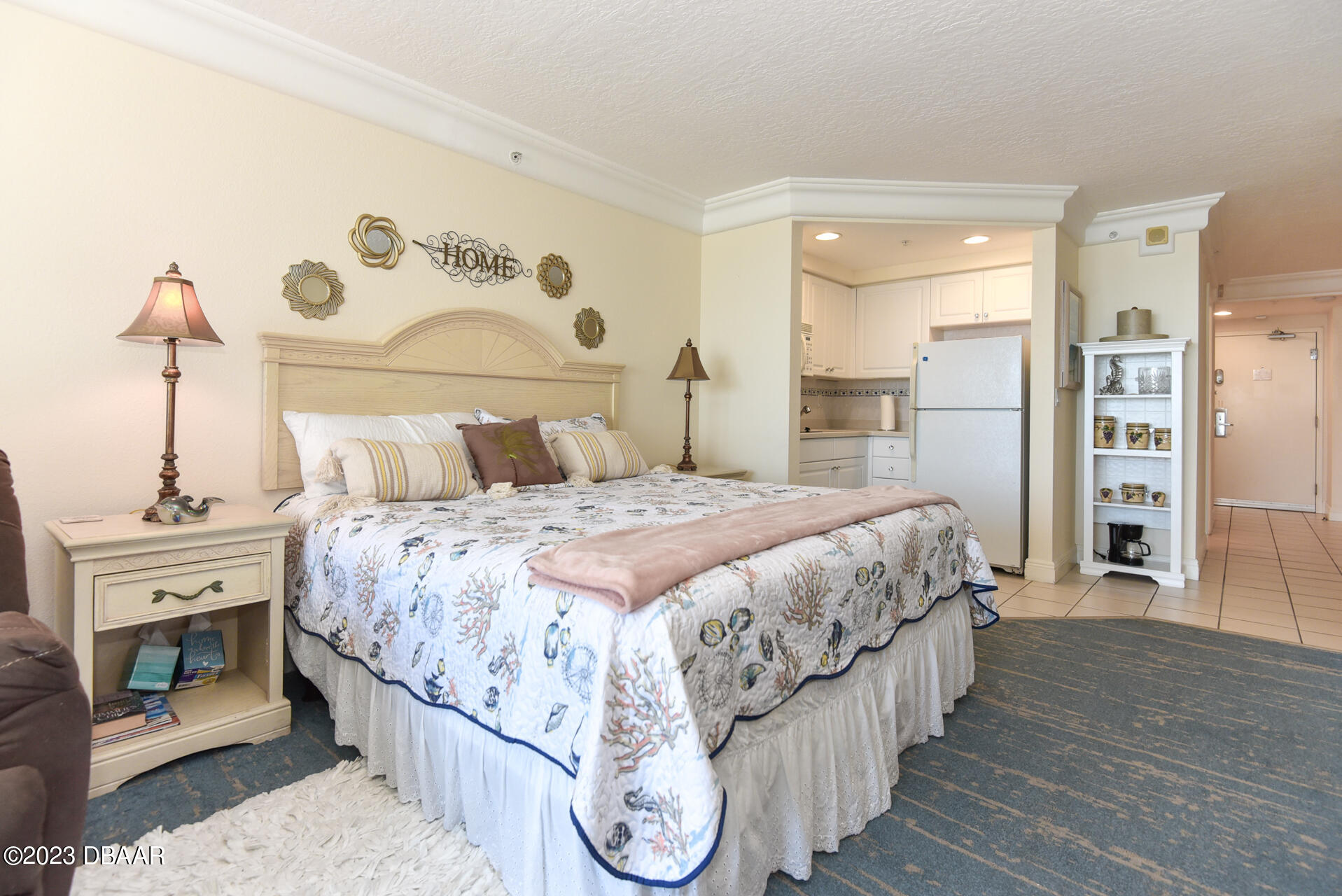 2700 N Atlantic Avenue, 250