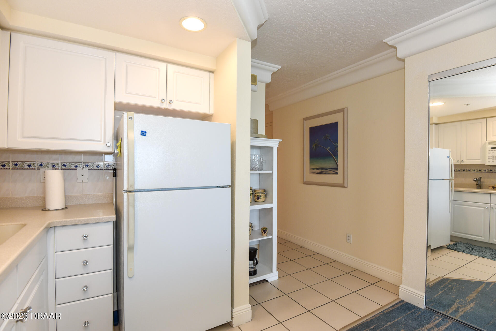 2700 N Atlantic Avenue, 250