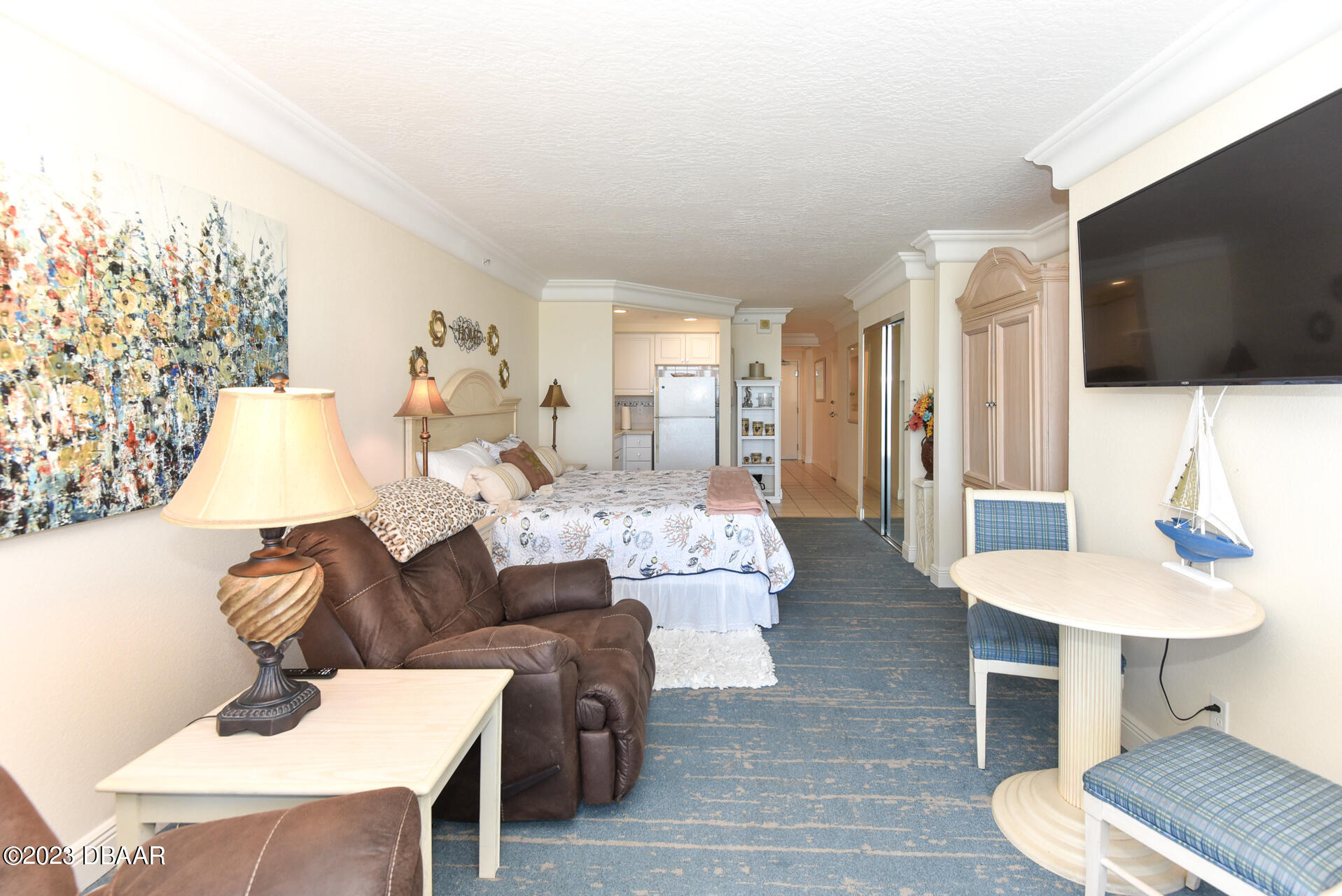 2700 N Atlantic Avenue, 250