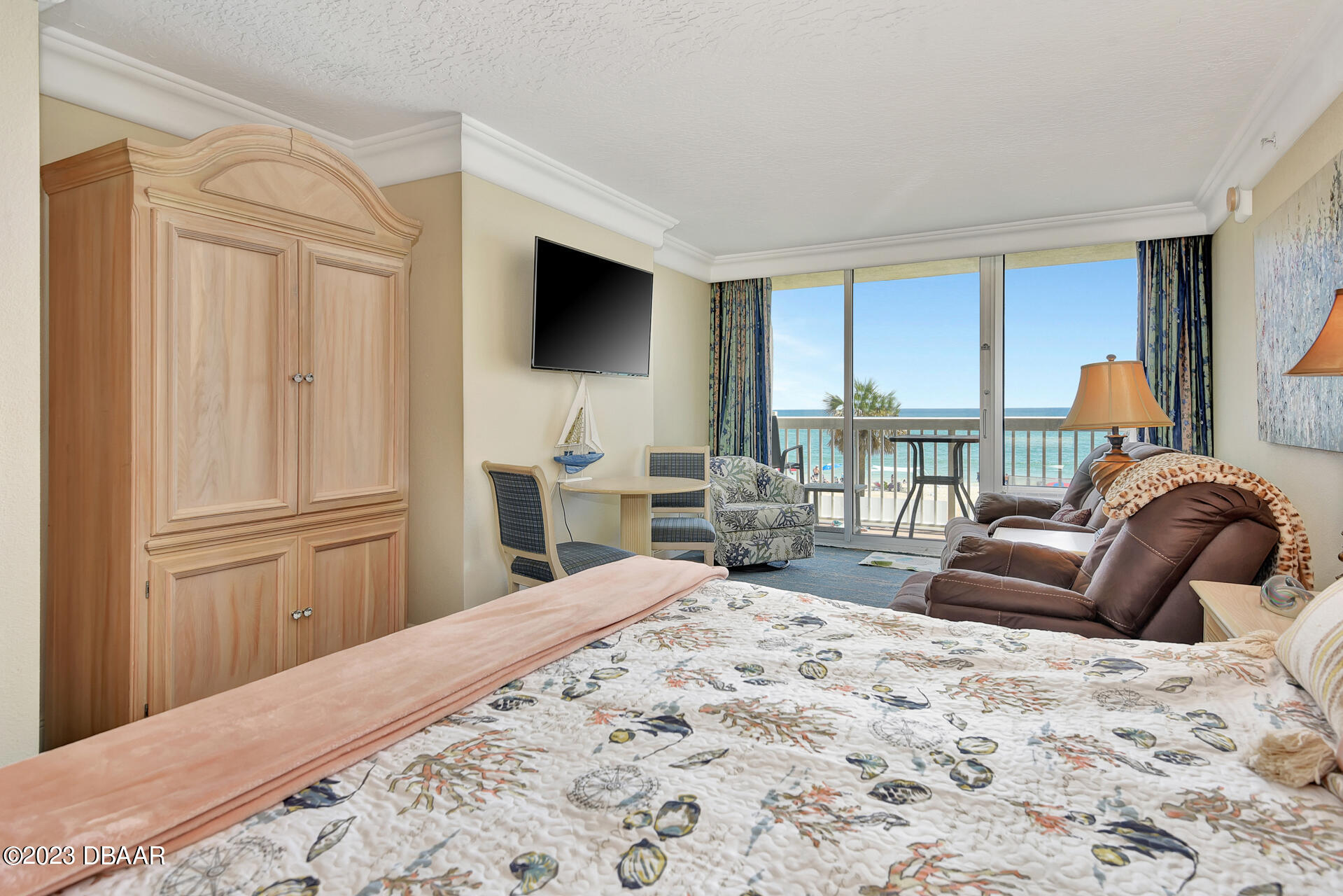 2700 N Atlantic Avenue, 250