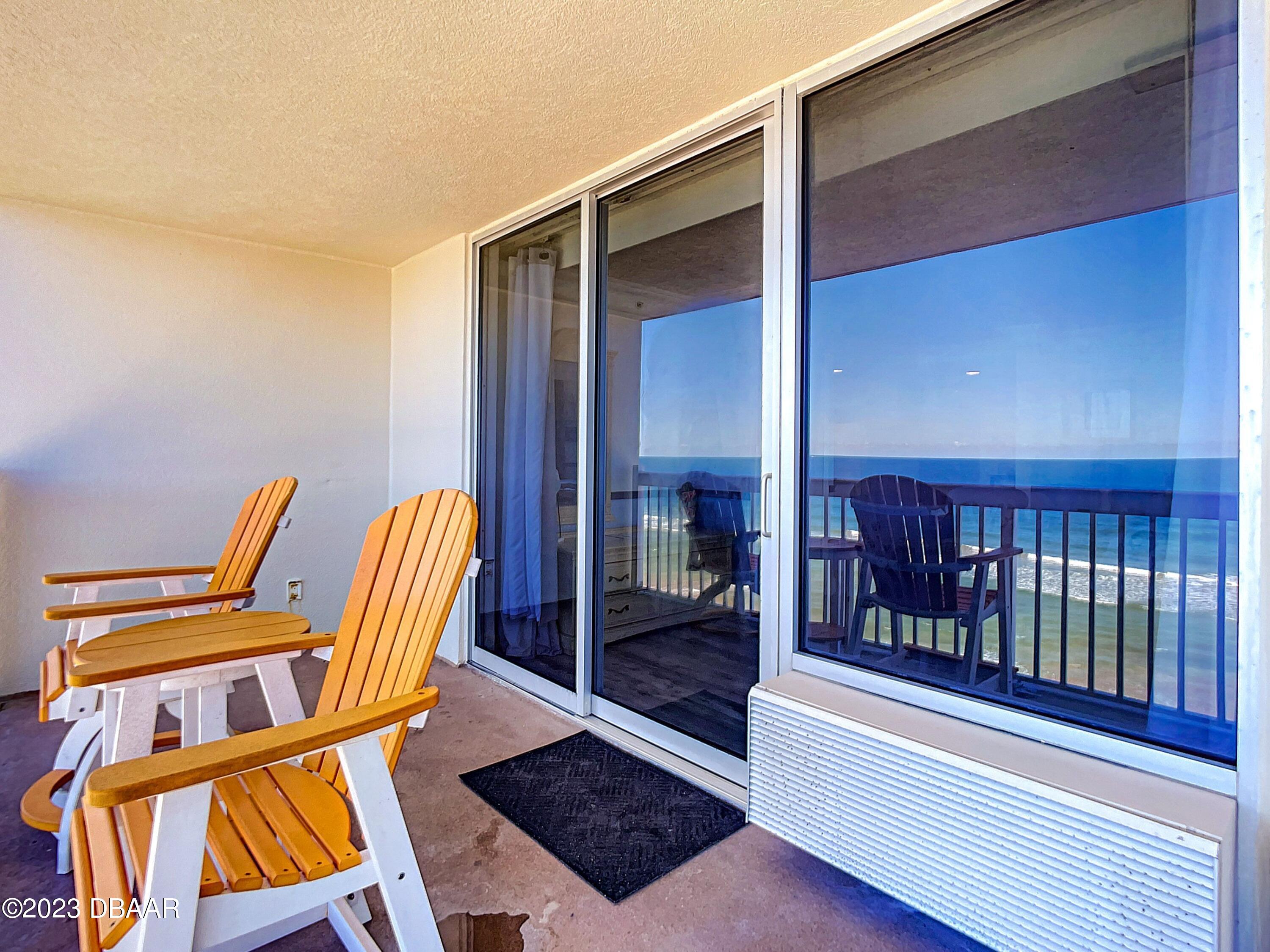 2700 N Atlantic Avenue, 713