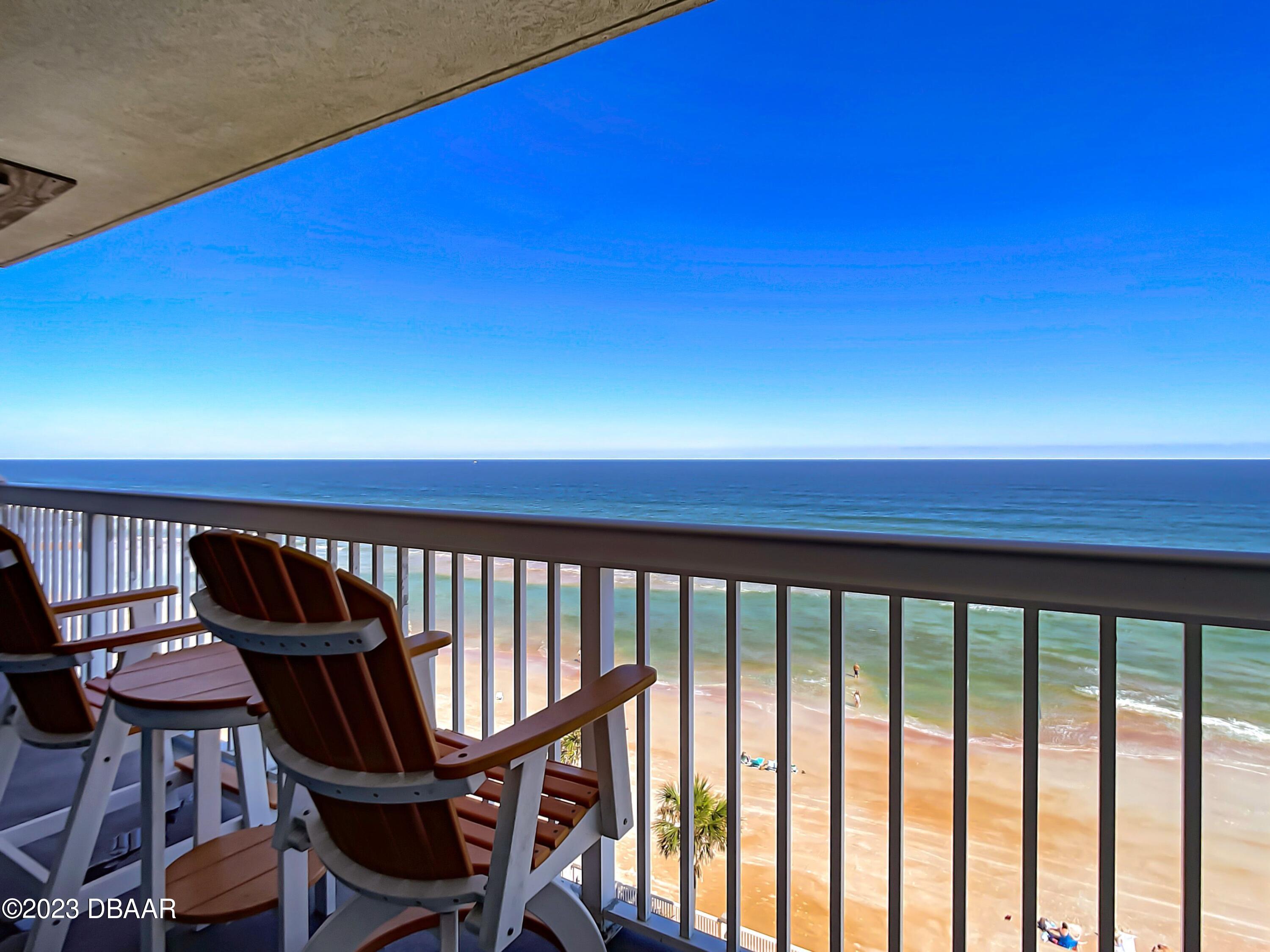 2700 N Atlantic Avenue, 713