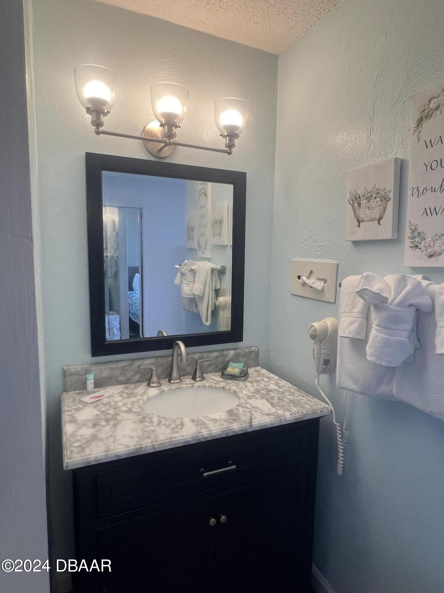 313 S Atlantic Avenue, 5140