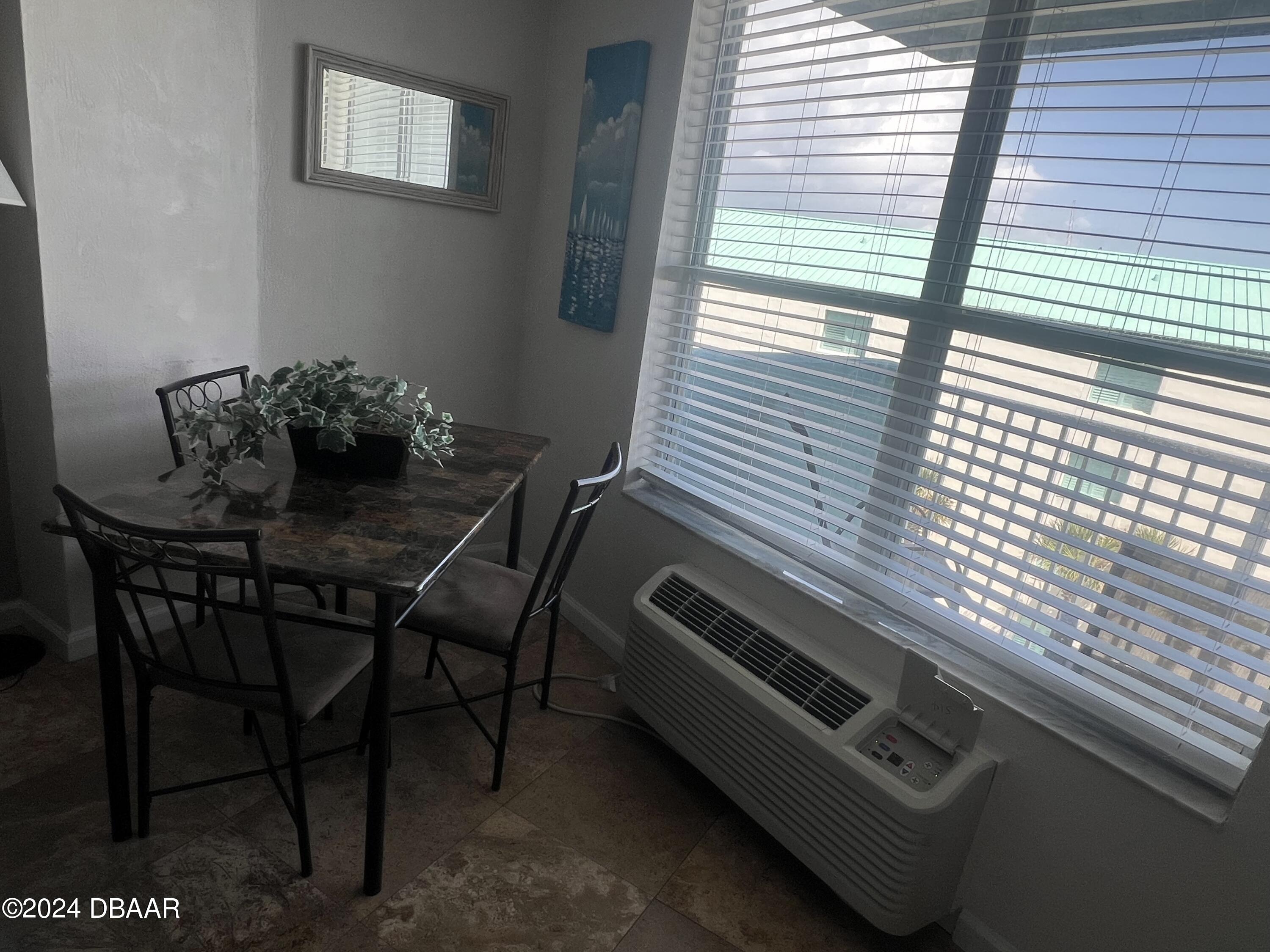 313 S Atlantic Avenue, 5140