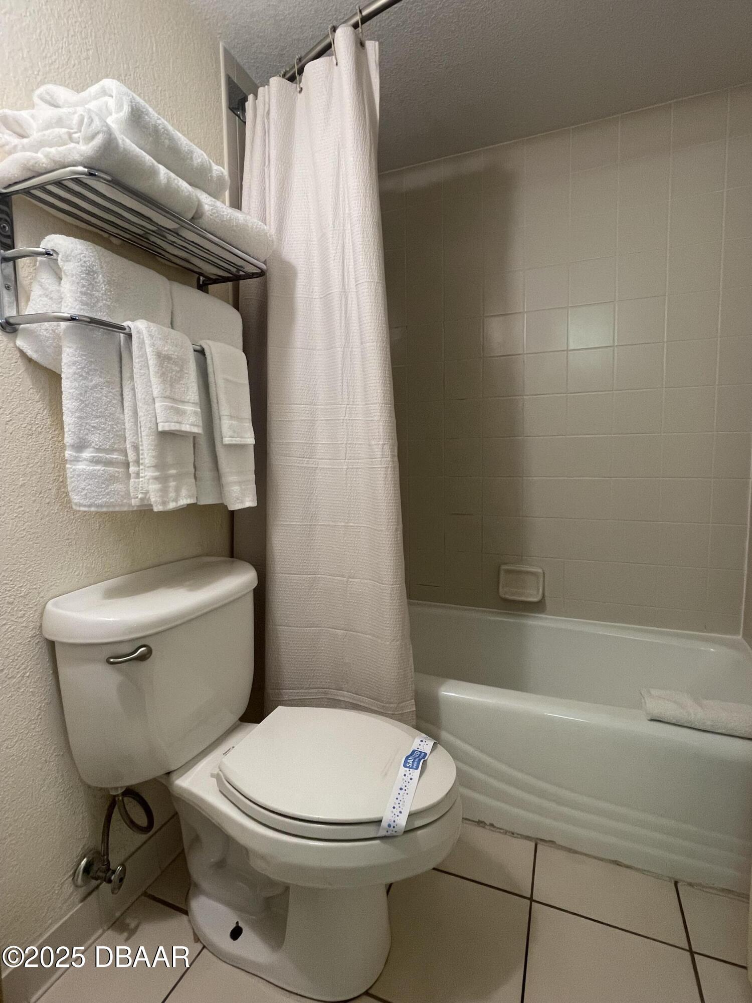 2700 N Atlantic Avenue, 203