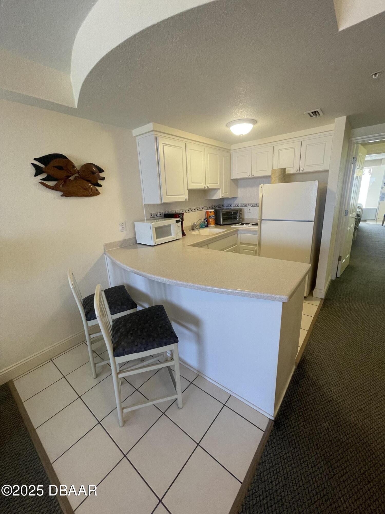 2700 N Atlantic Avenue, 203