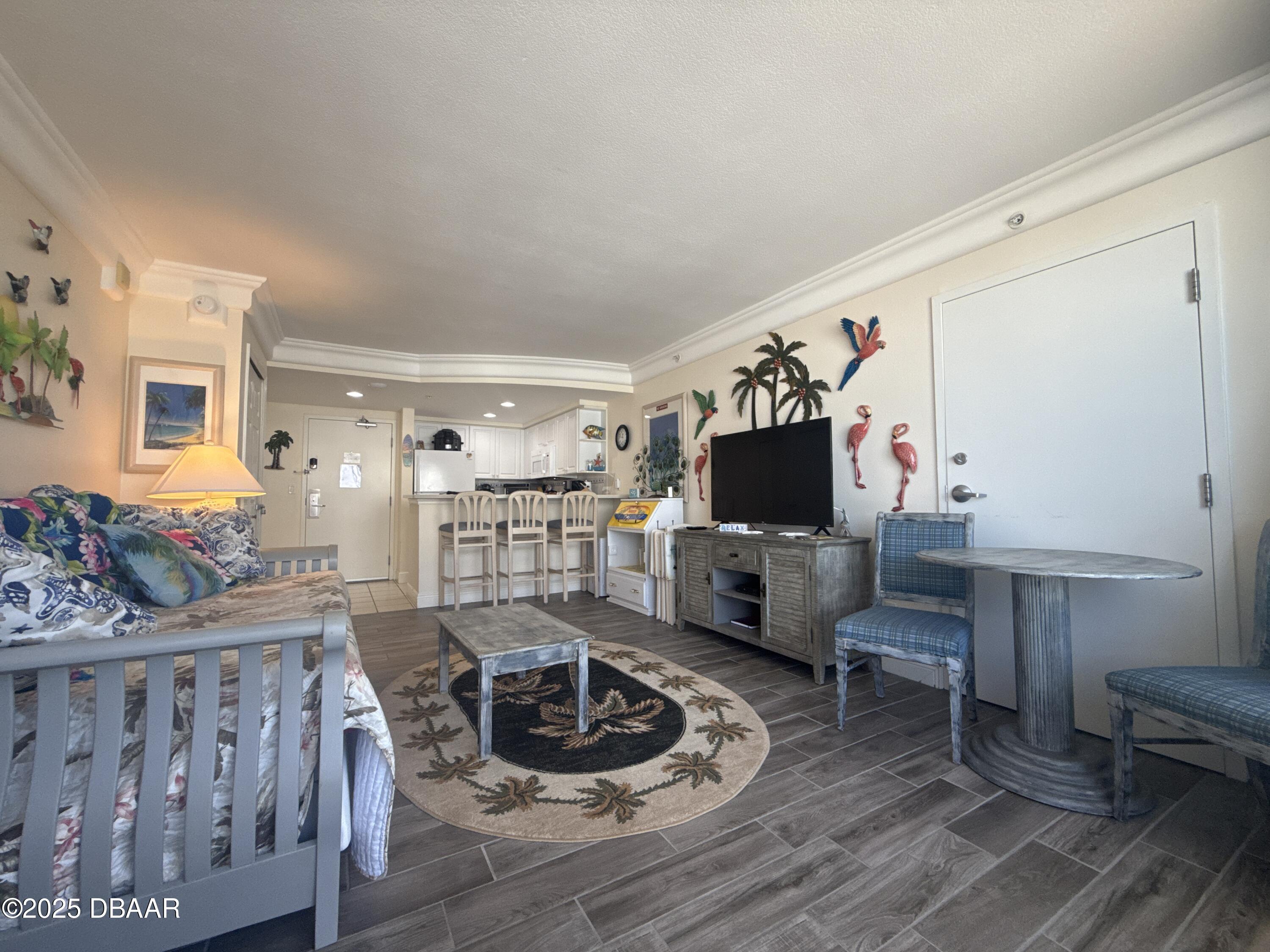 2700 N Atlantic Avenue, 1017