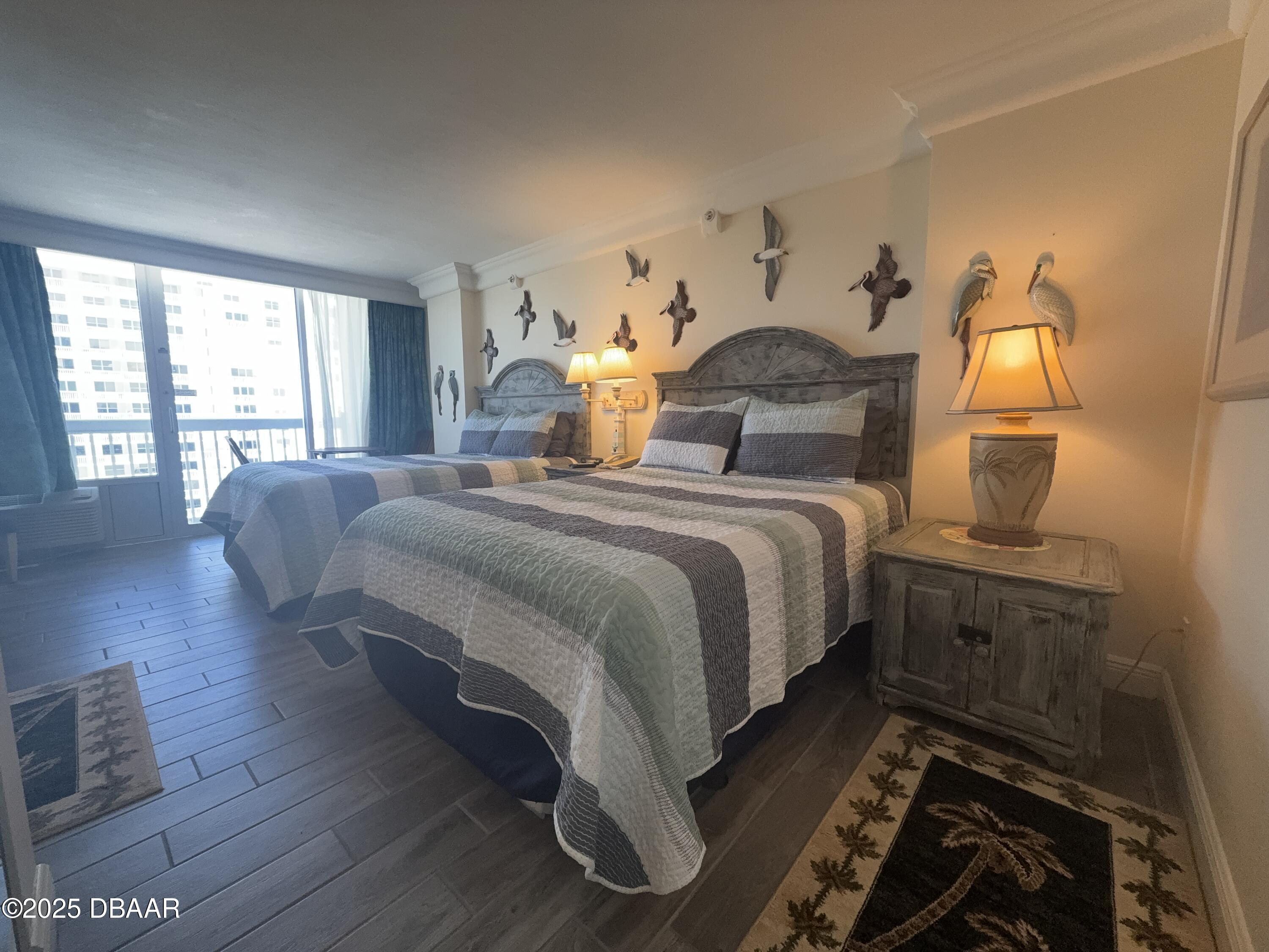 2700 N Atlantic Avenue, 1017