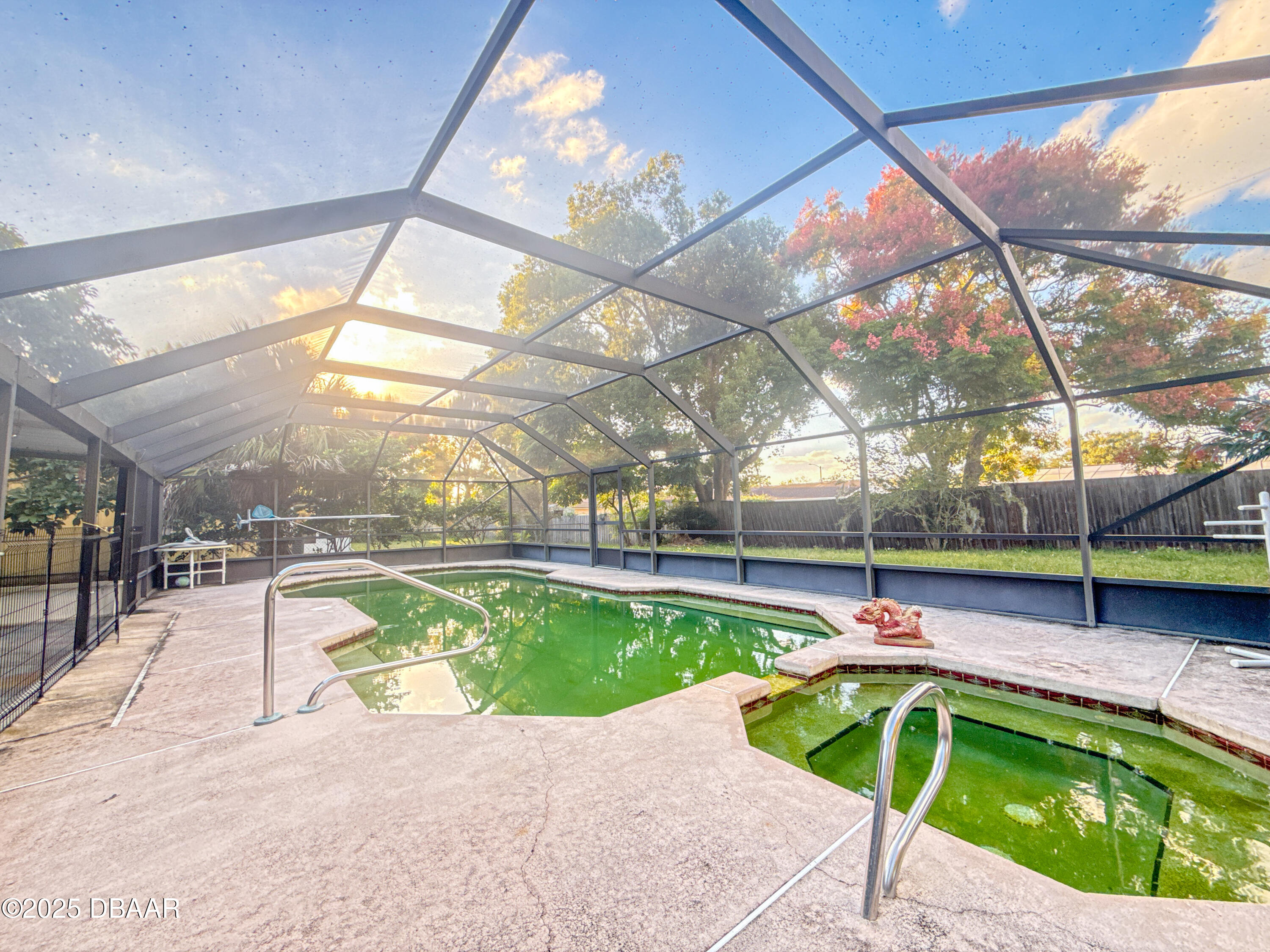 814 Reed Canal Road, South Daytona