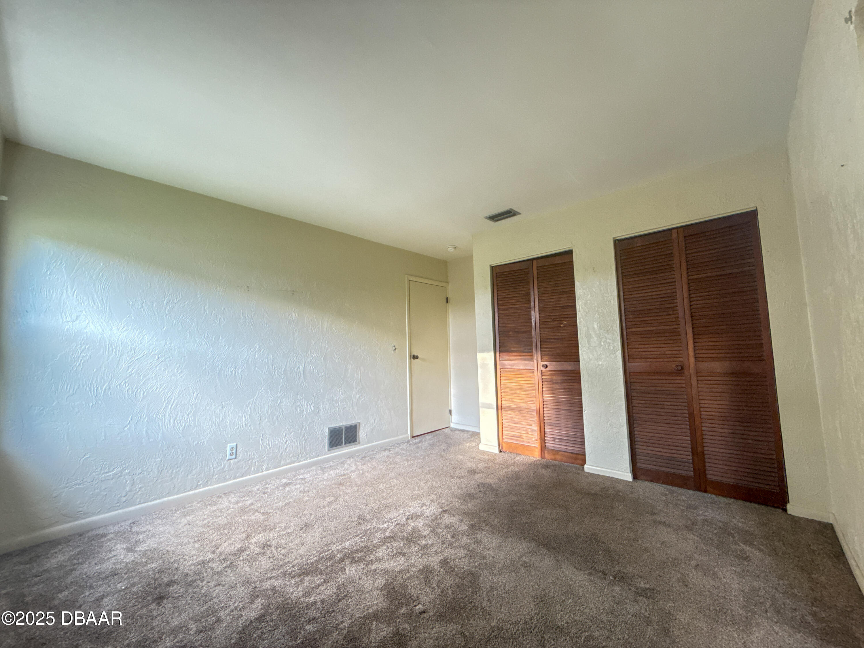 814 Reed Canal Road, South Daytona