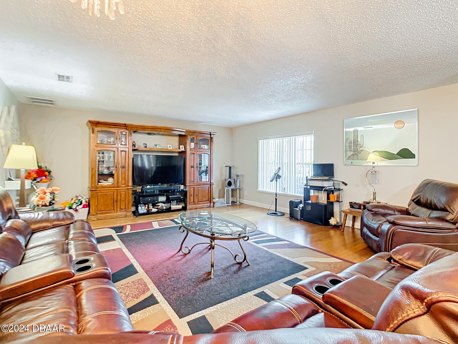 6348 Palmas Bay Circle