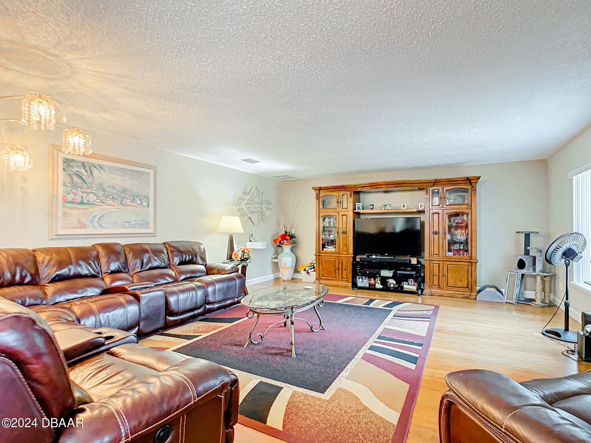 6348 Palmas Bay Circle