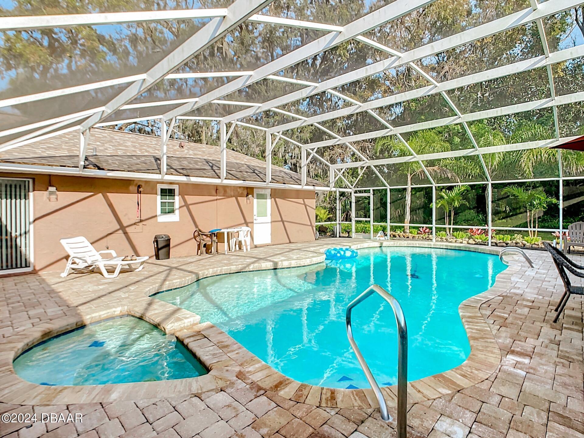 6348 Palmas Bay Circle