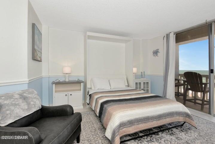 1575 Ocean Shore Boulevard 304