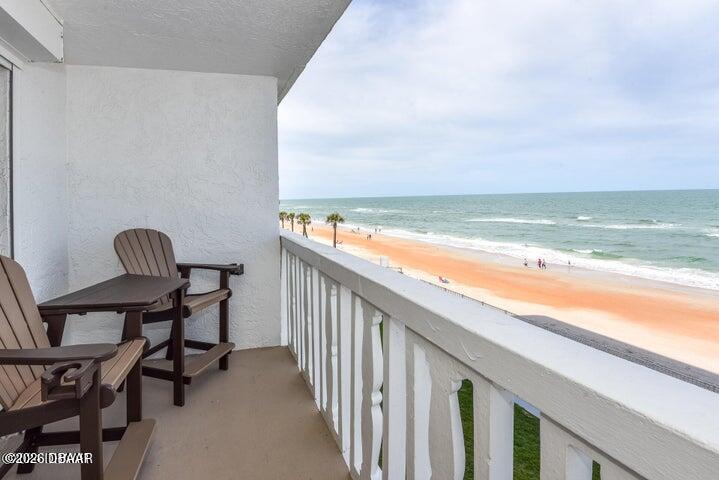 1575 Ocean Shore Boulevard 304