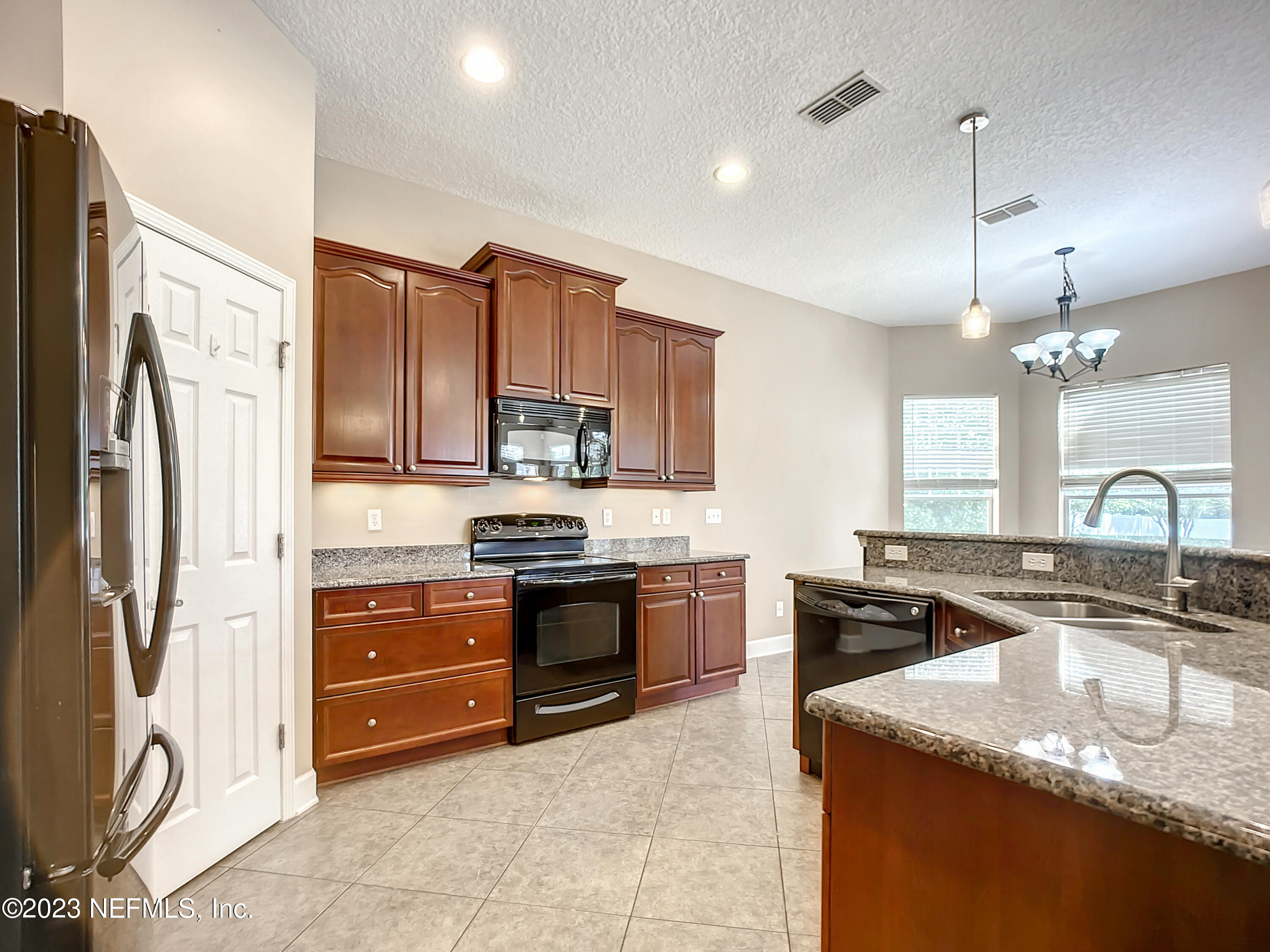 12217 LAVENHORN Road