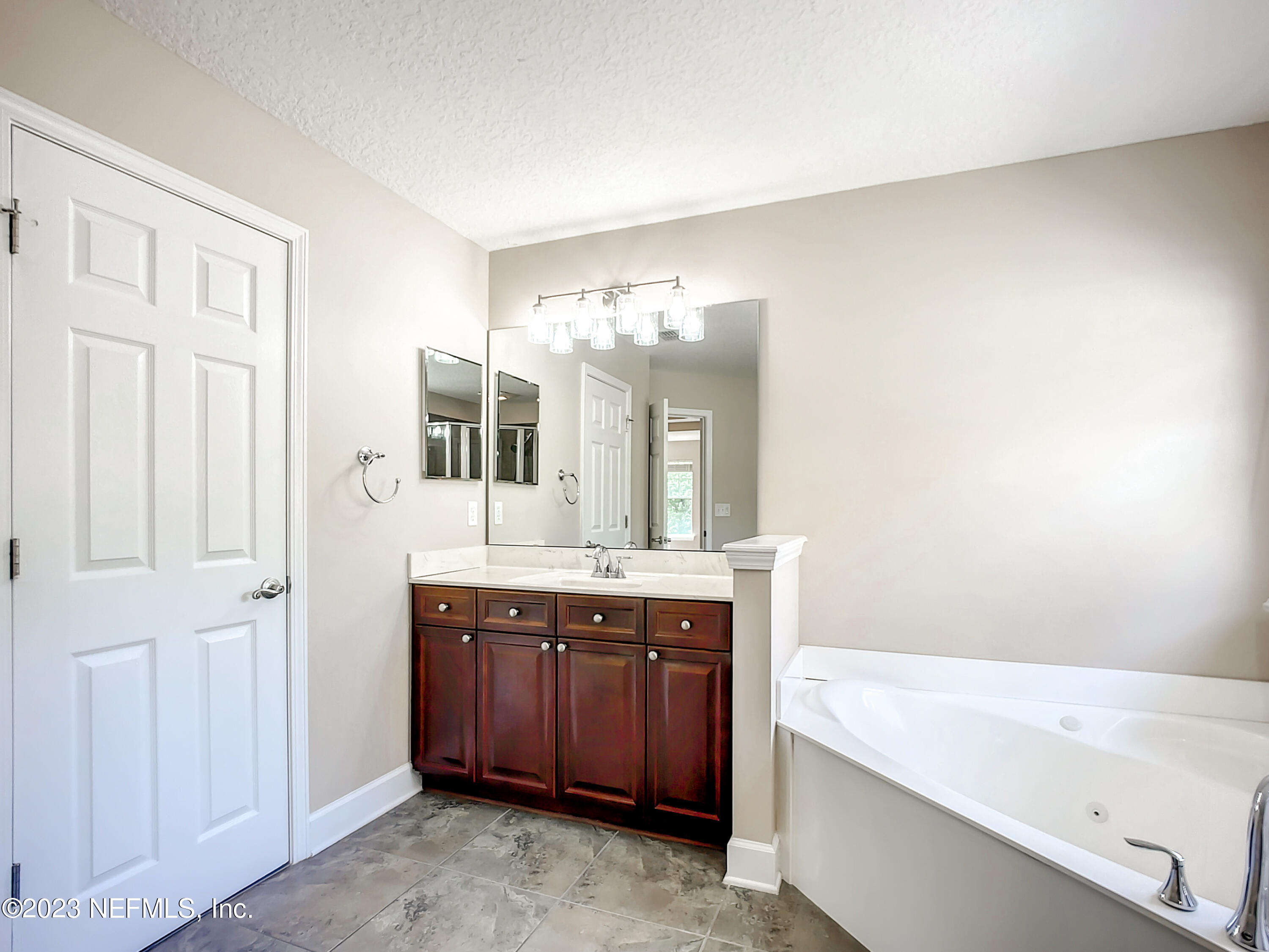 12217 LAVENHORN Road