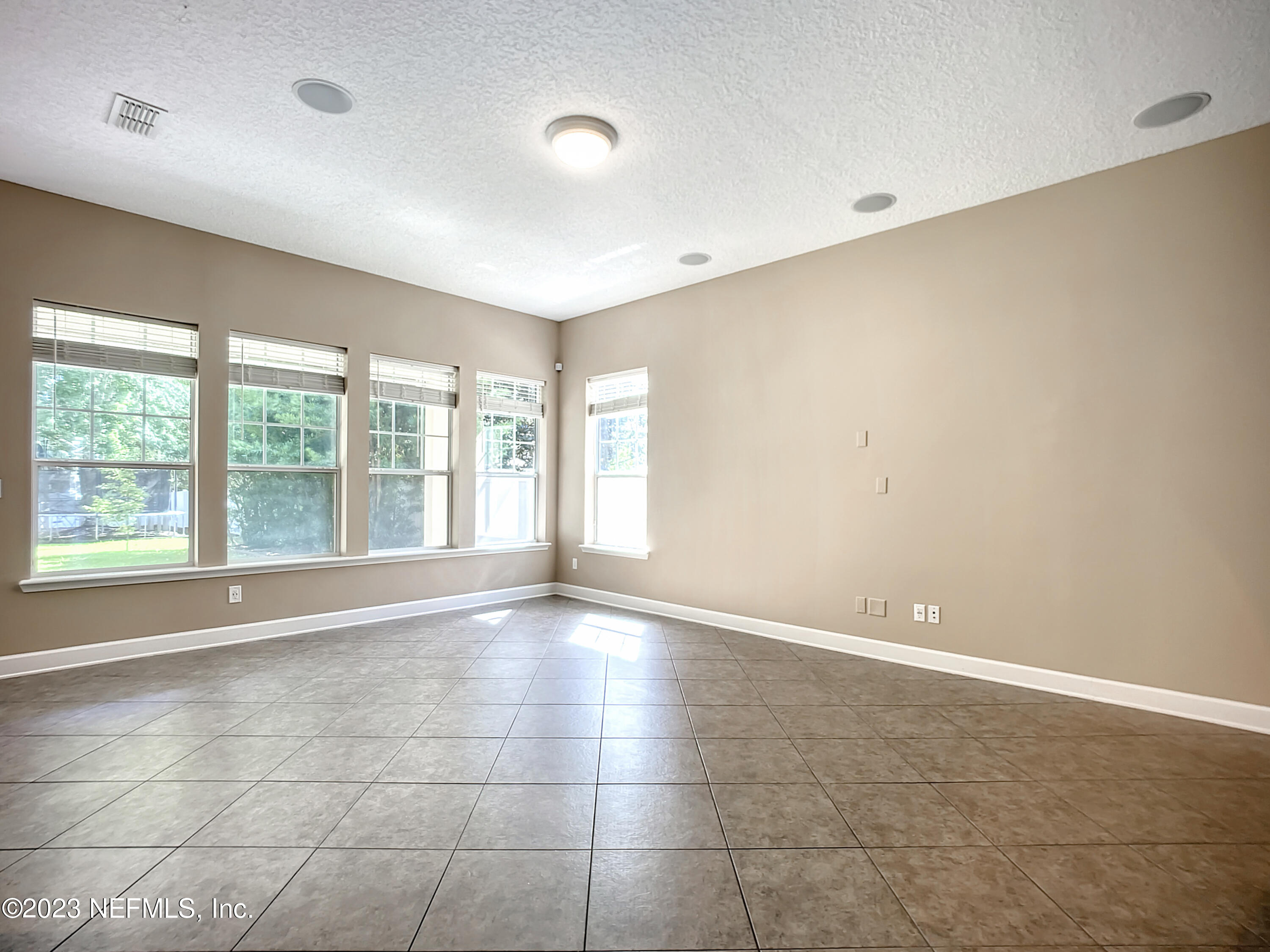 12217 LAVENHORN Road