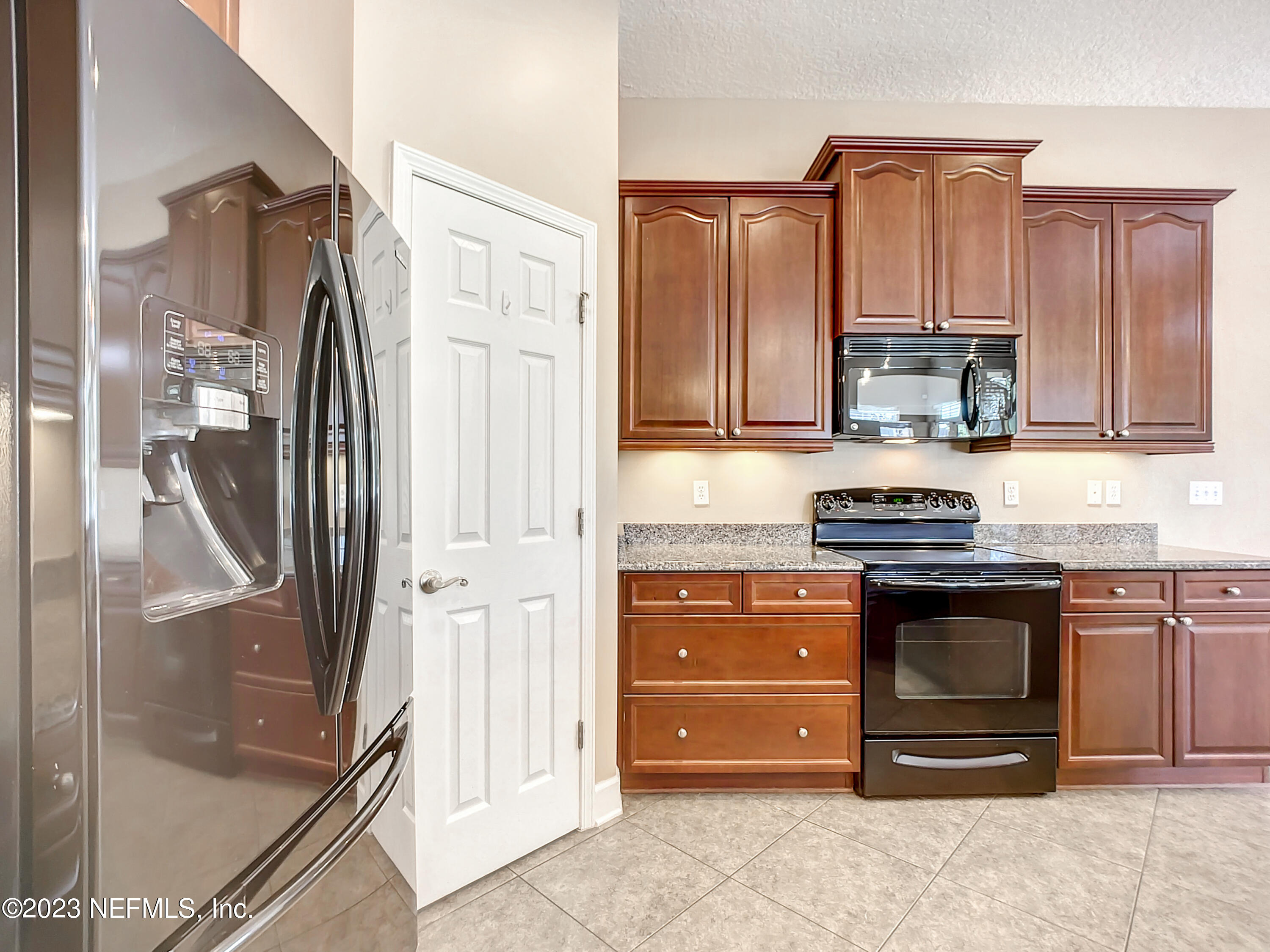 12217 LAVENHORN Road