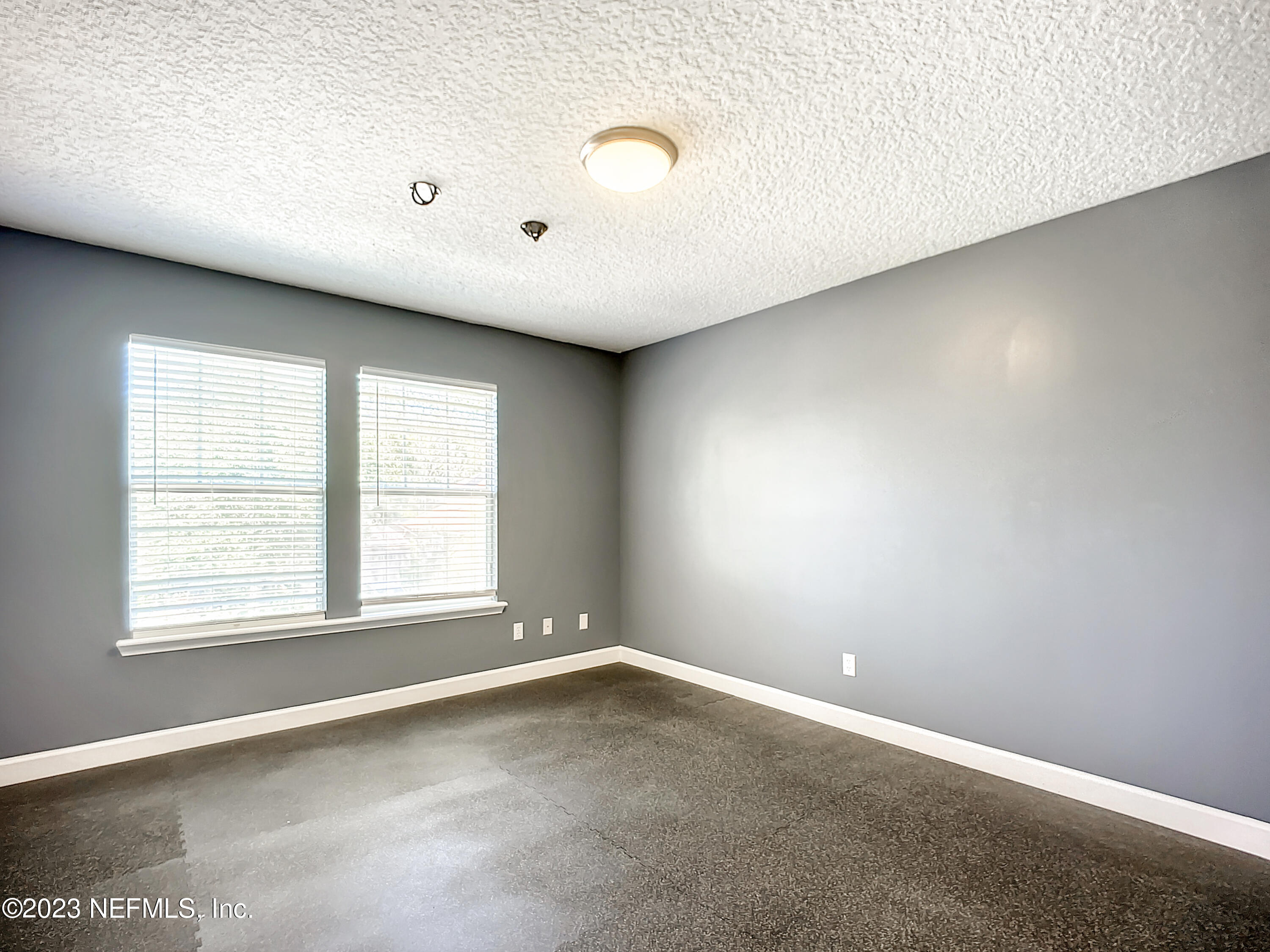 12217 LAVENHORN Road