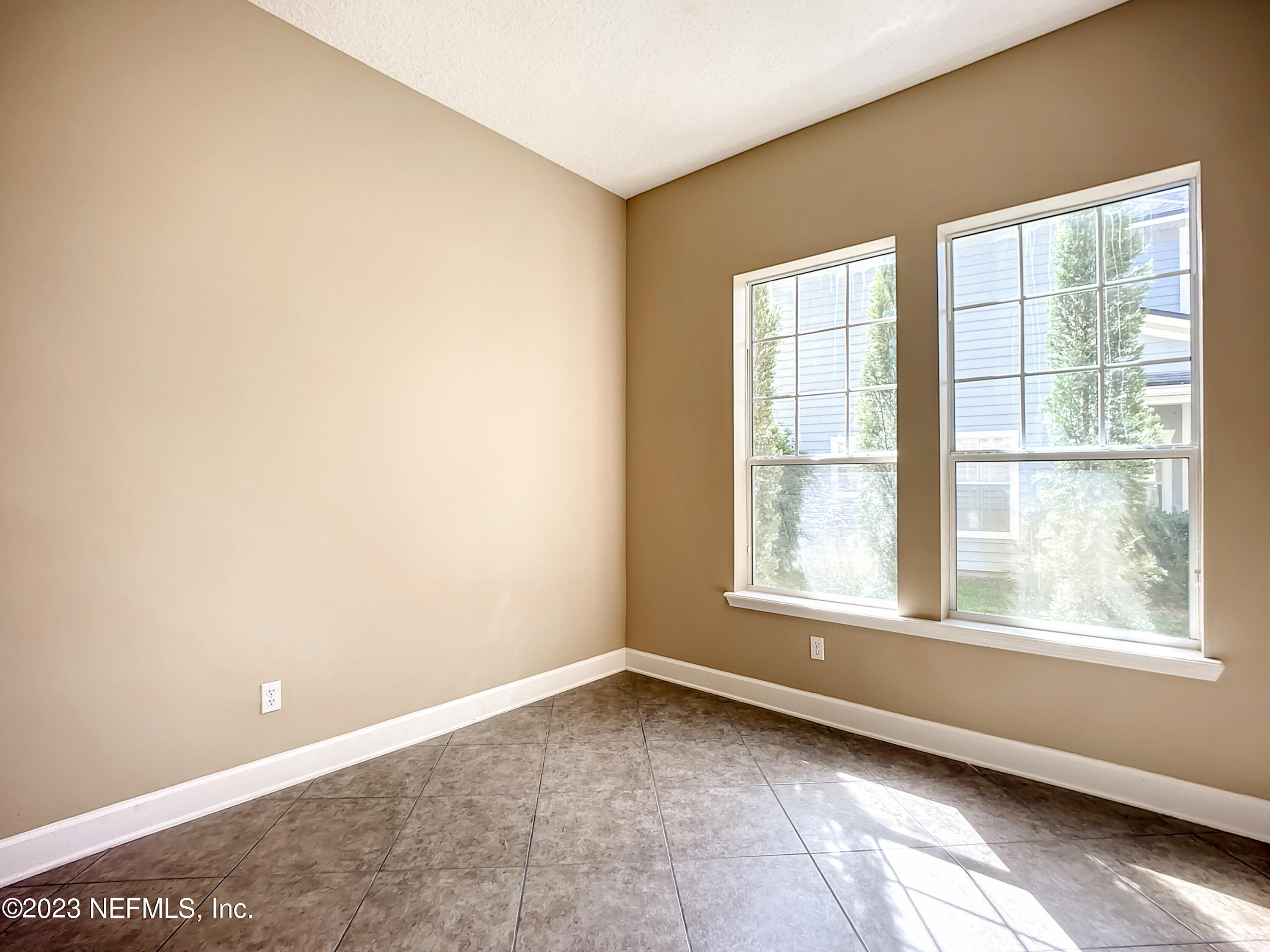 12217 LAVENHORN Road