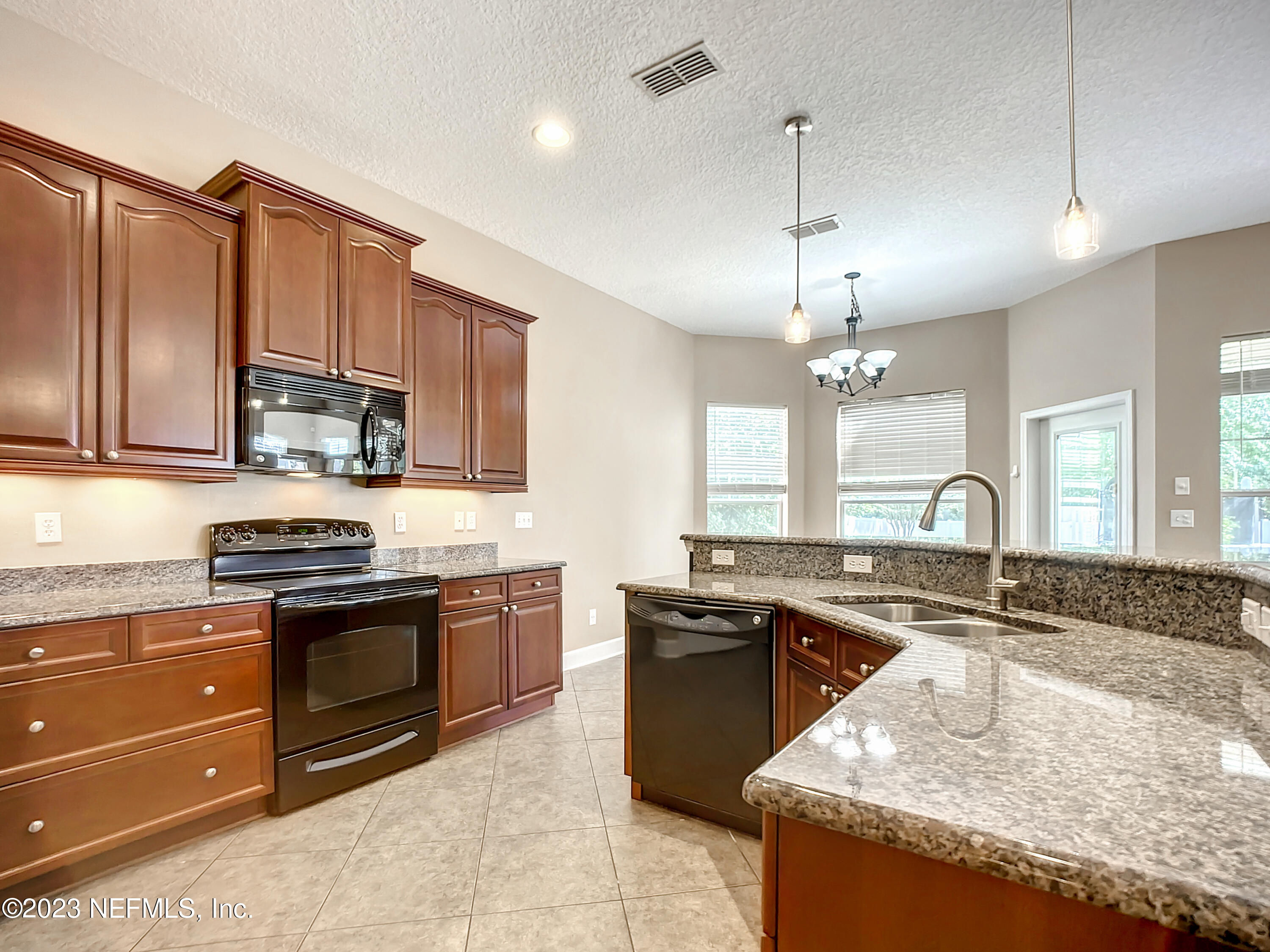 12217 LAVENHORN Road