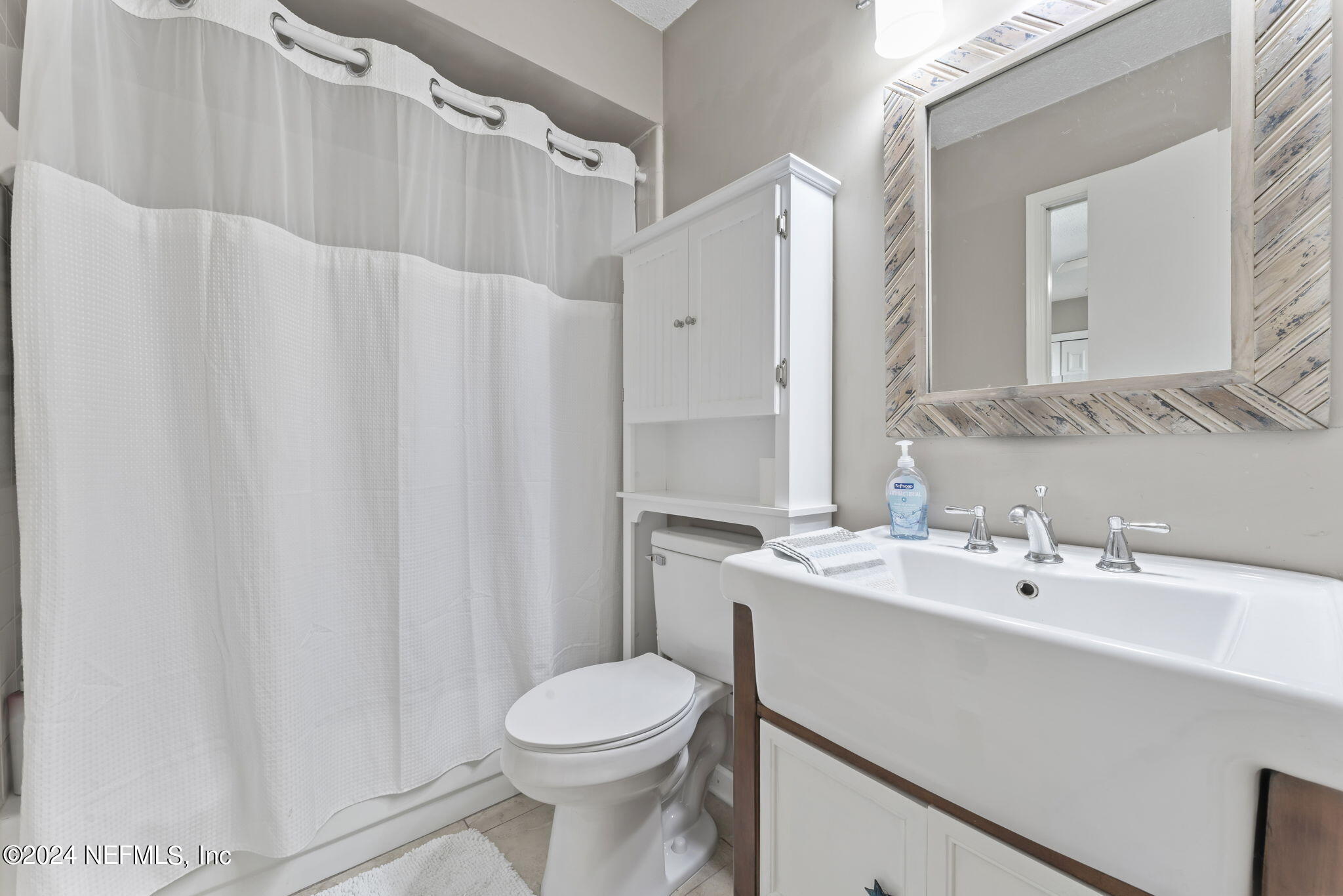 3924 WINDRIDGE Court