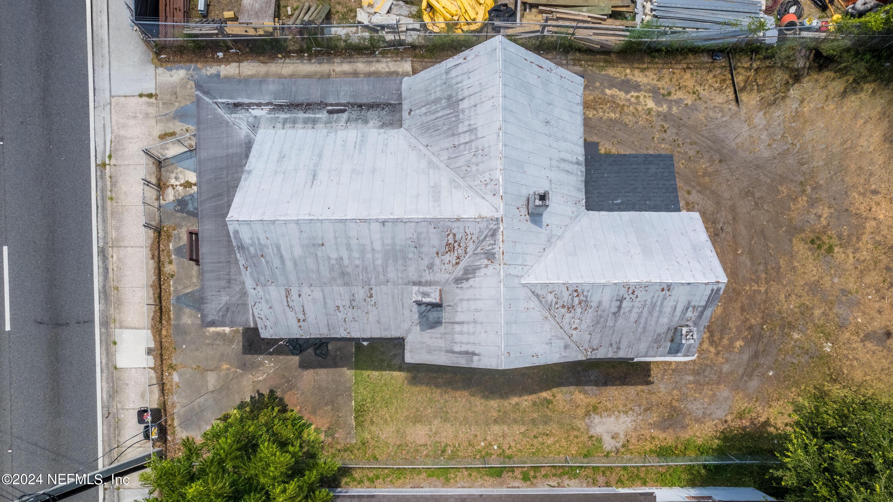 1410 KINGS Road