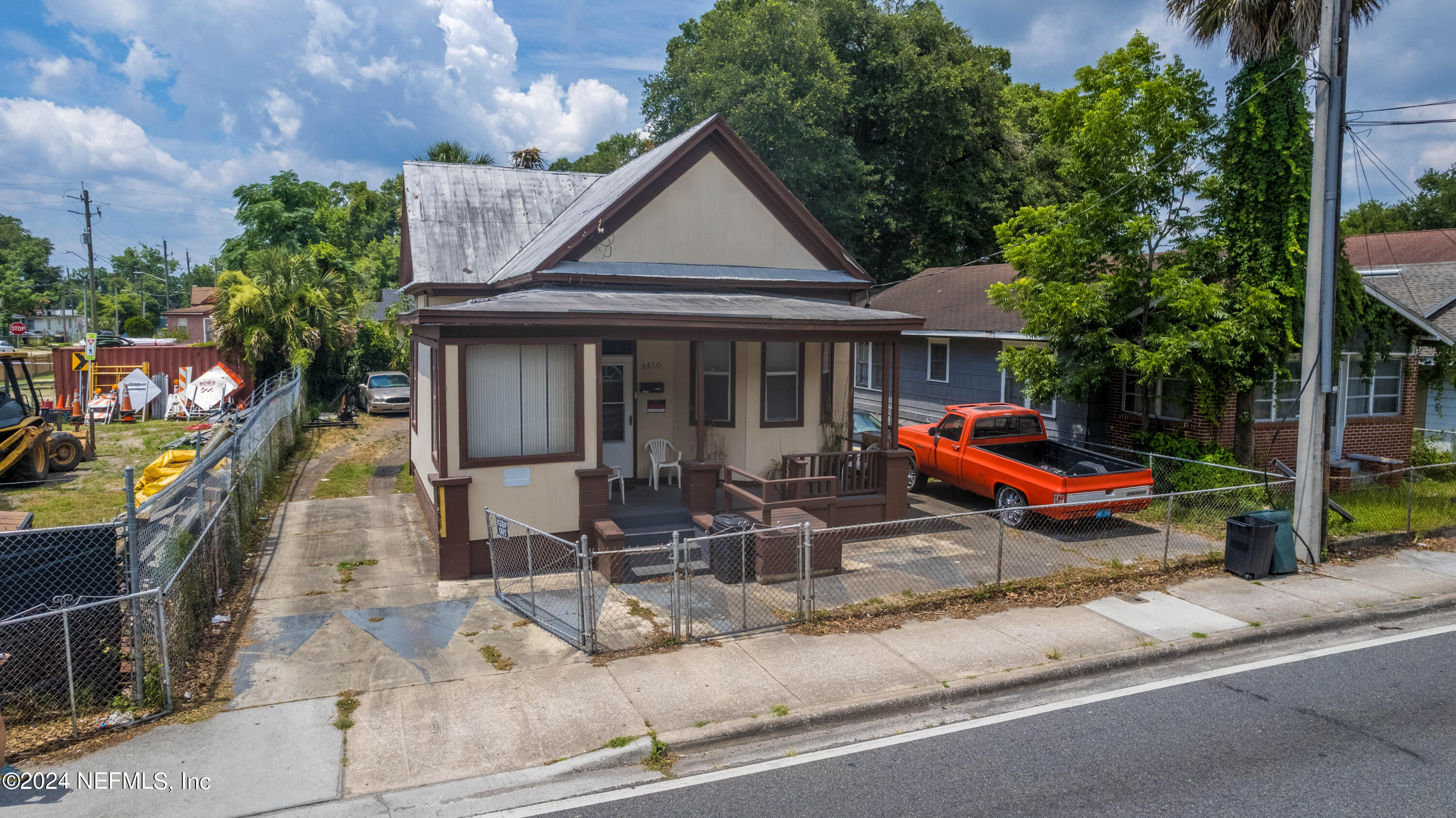 1410 KINGS Road