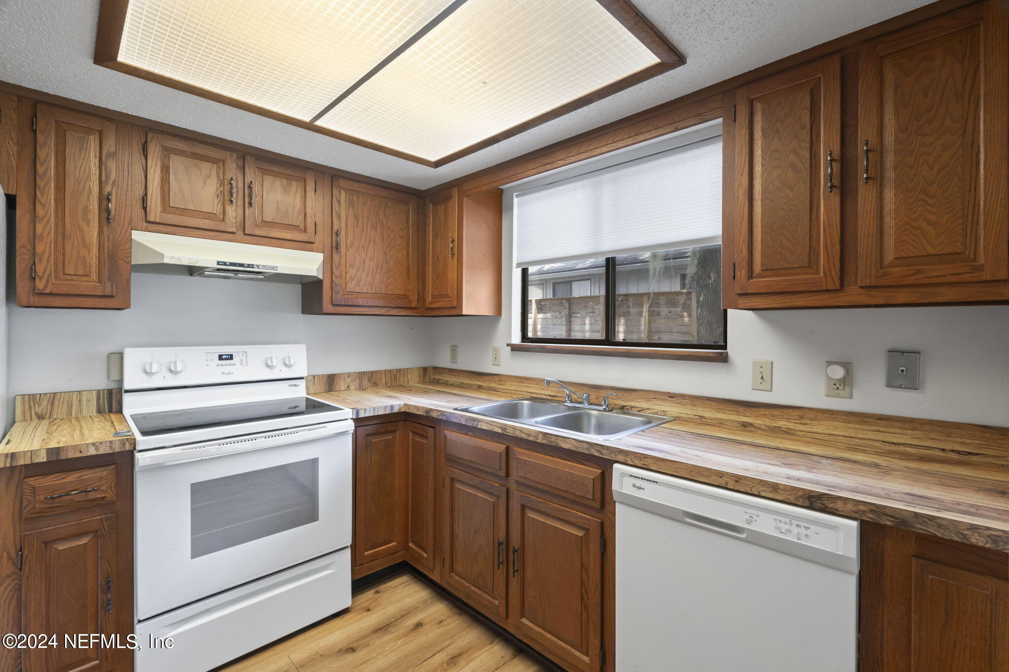 2463 CYPRESS SPRINGS Road