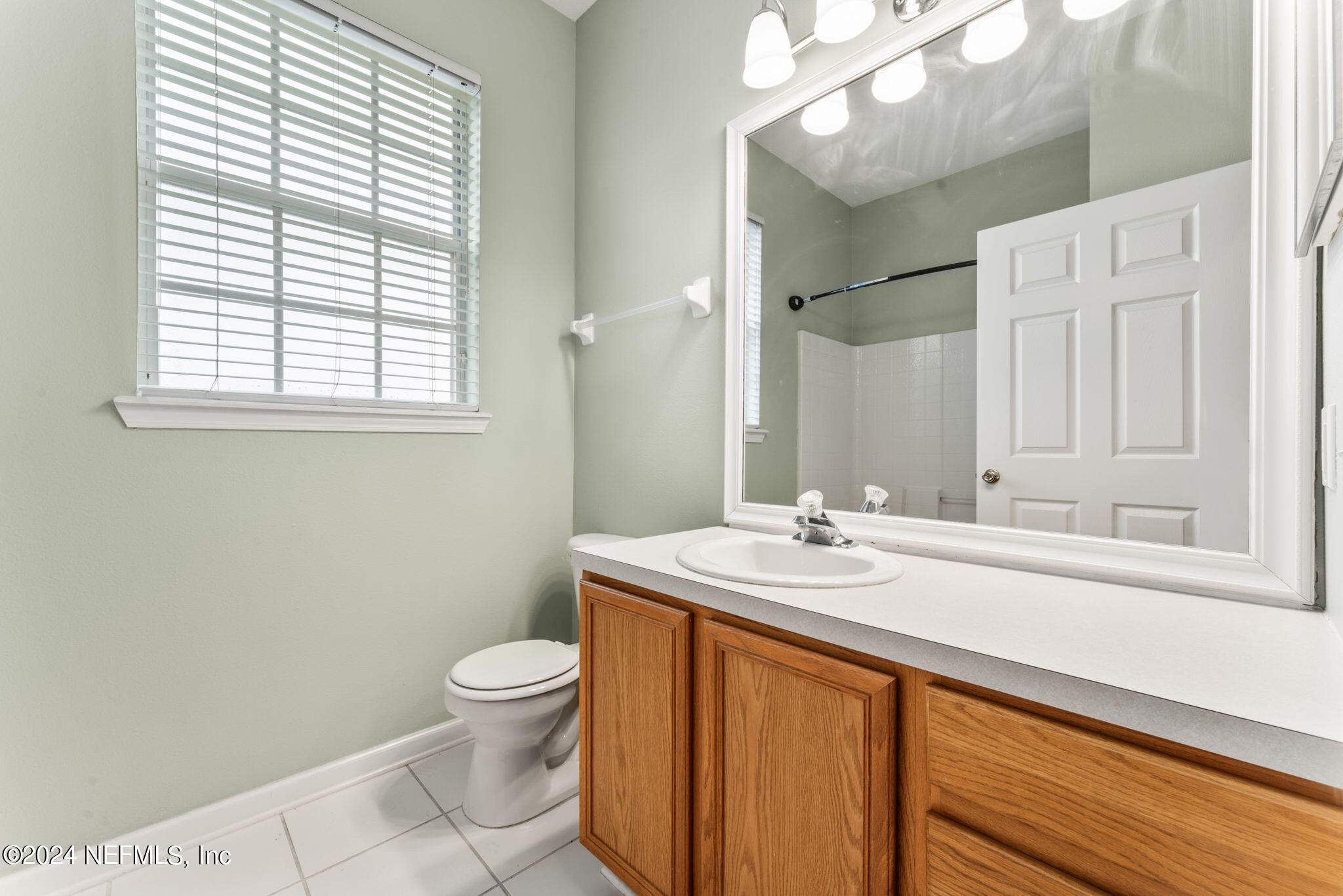 7990 BAYMEADOWS Road E, 1028