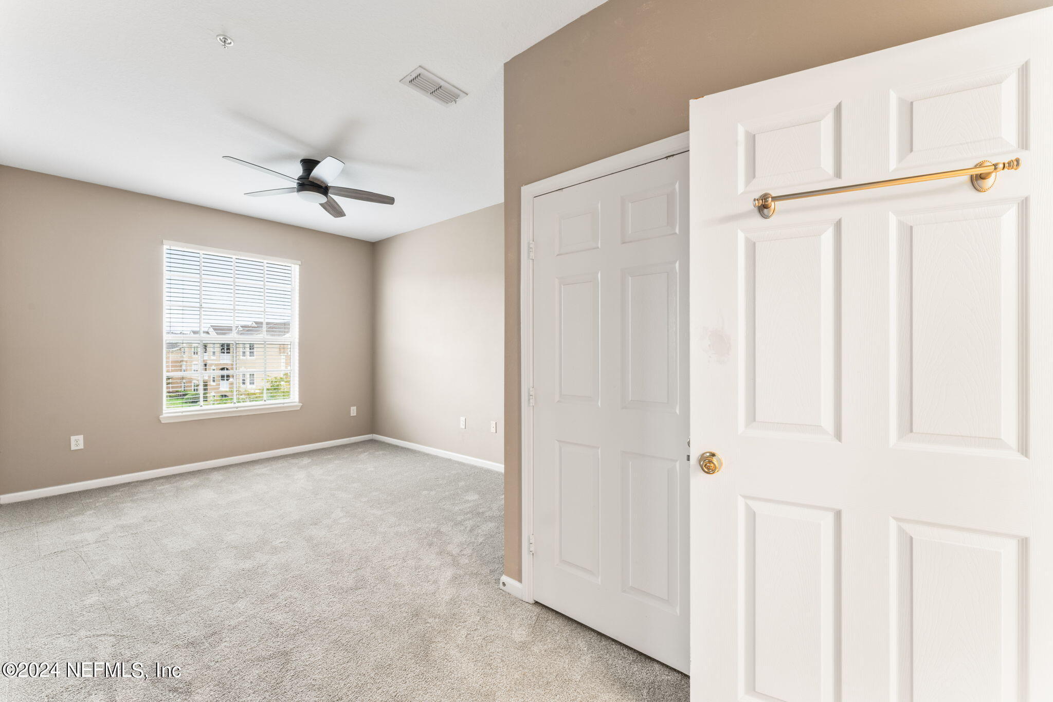 7990 BAYMEADOWS Road E, 1028