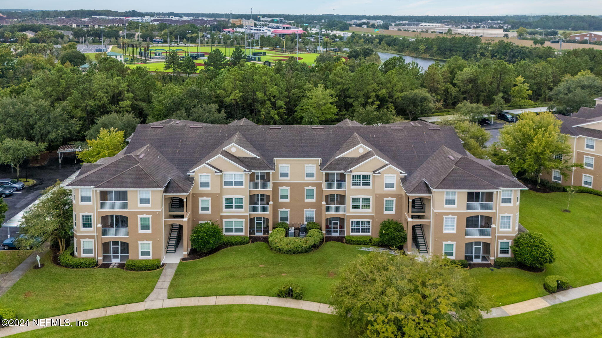 7990 BAYMEADOWS Road E, 1028