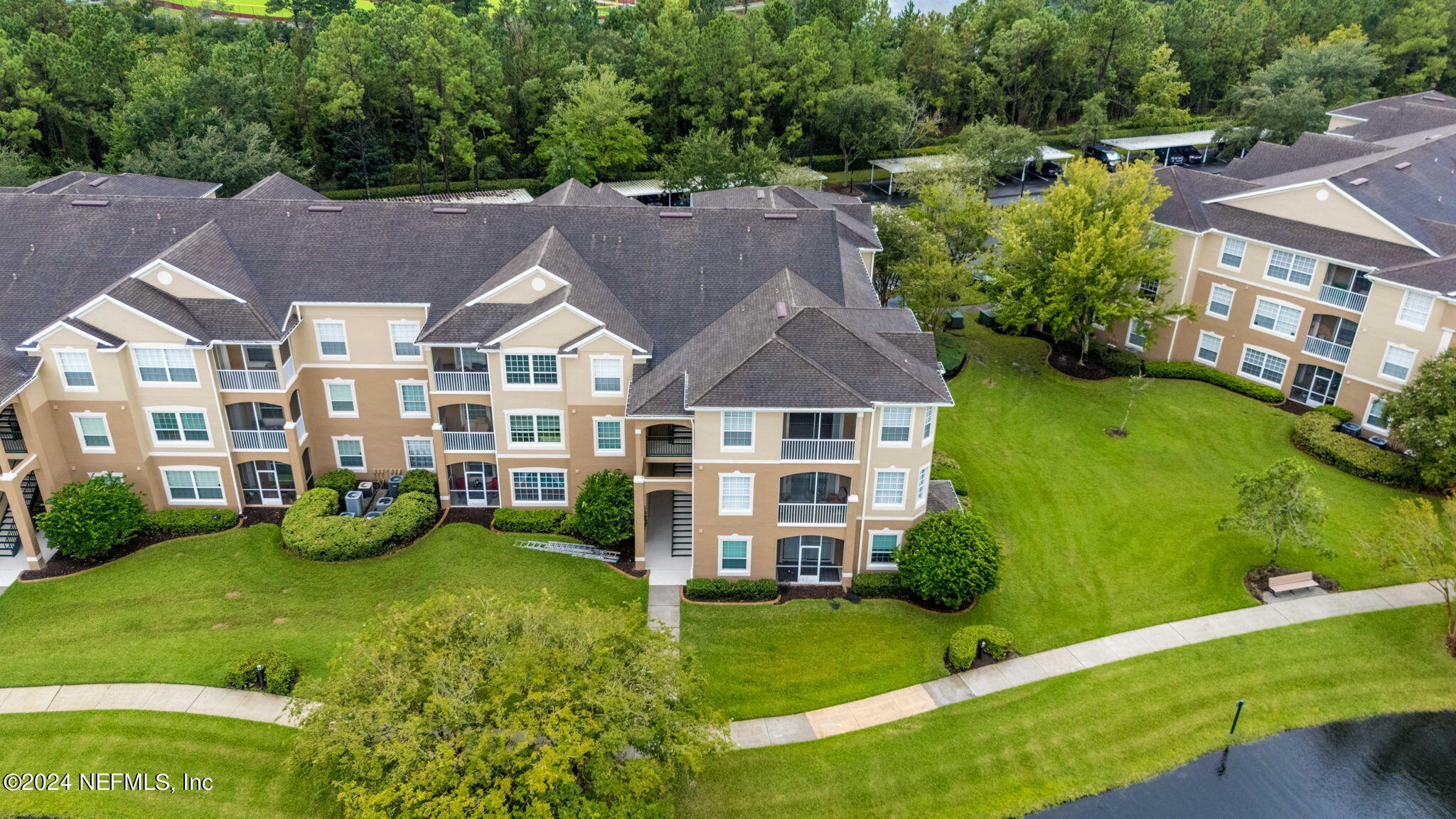 7990 BAYMEADOWS Road E, 1028