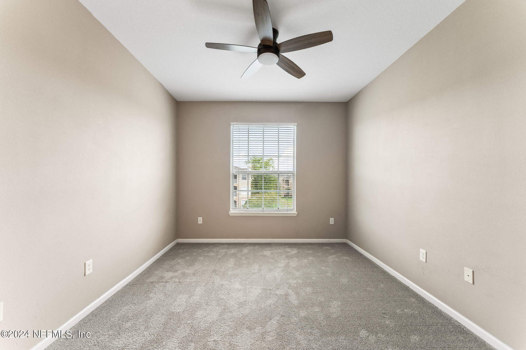 7990 BAYMEADOWS Road E, 1028