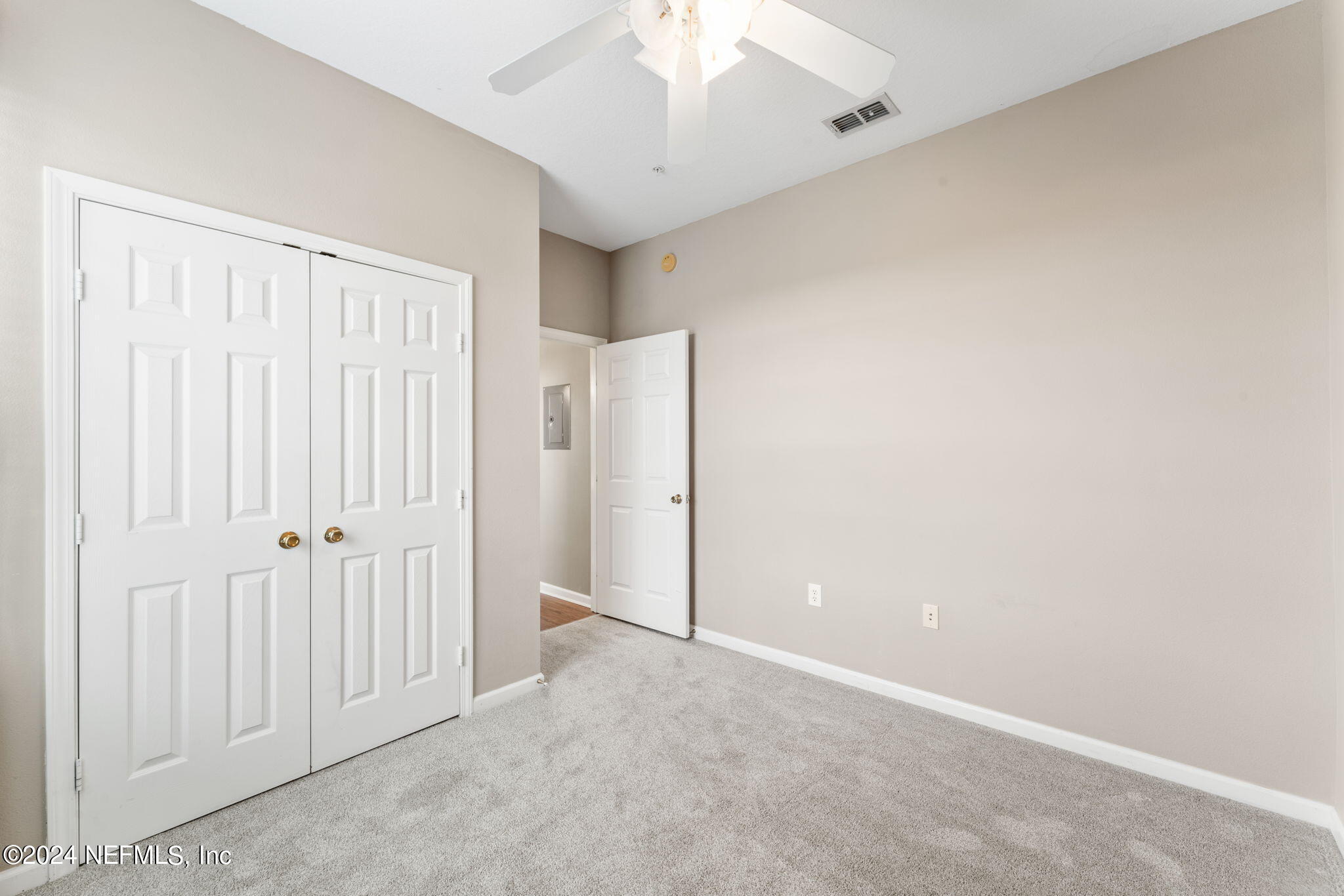 7990 BAYMEADOWS Road E, 1028