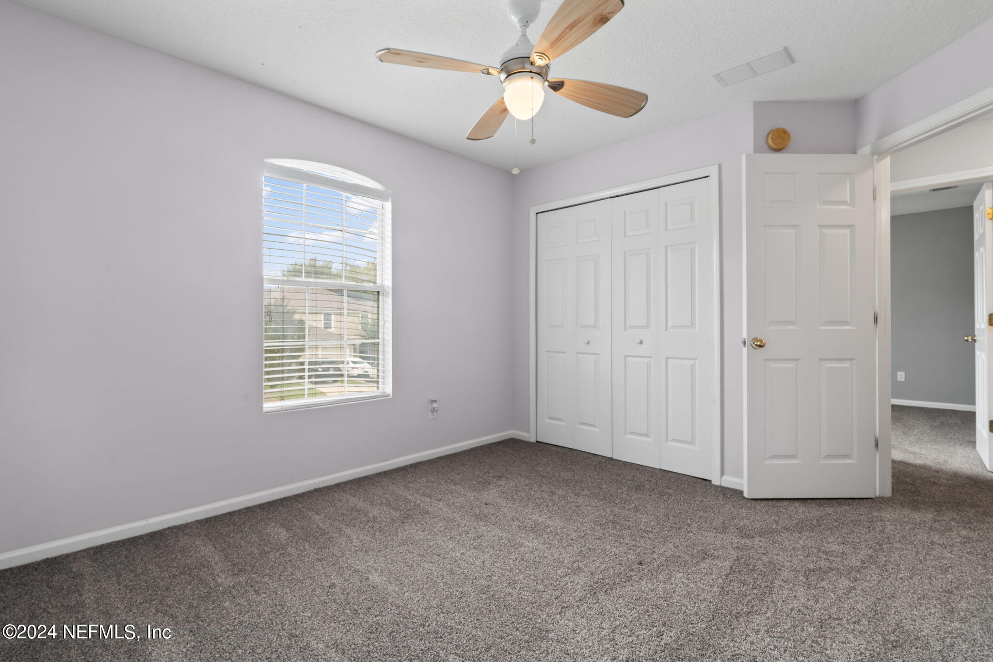 1590 VINELAND Circle, UNIT B