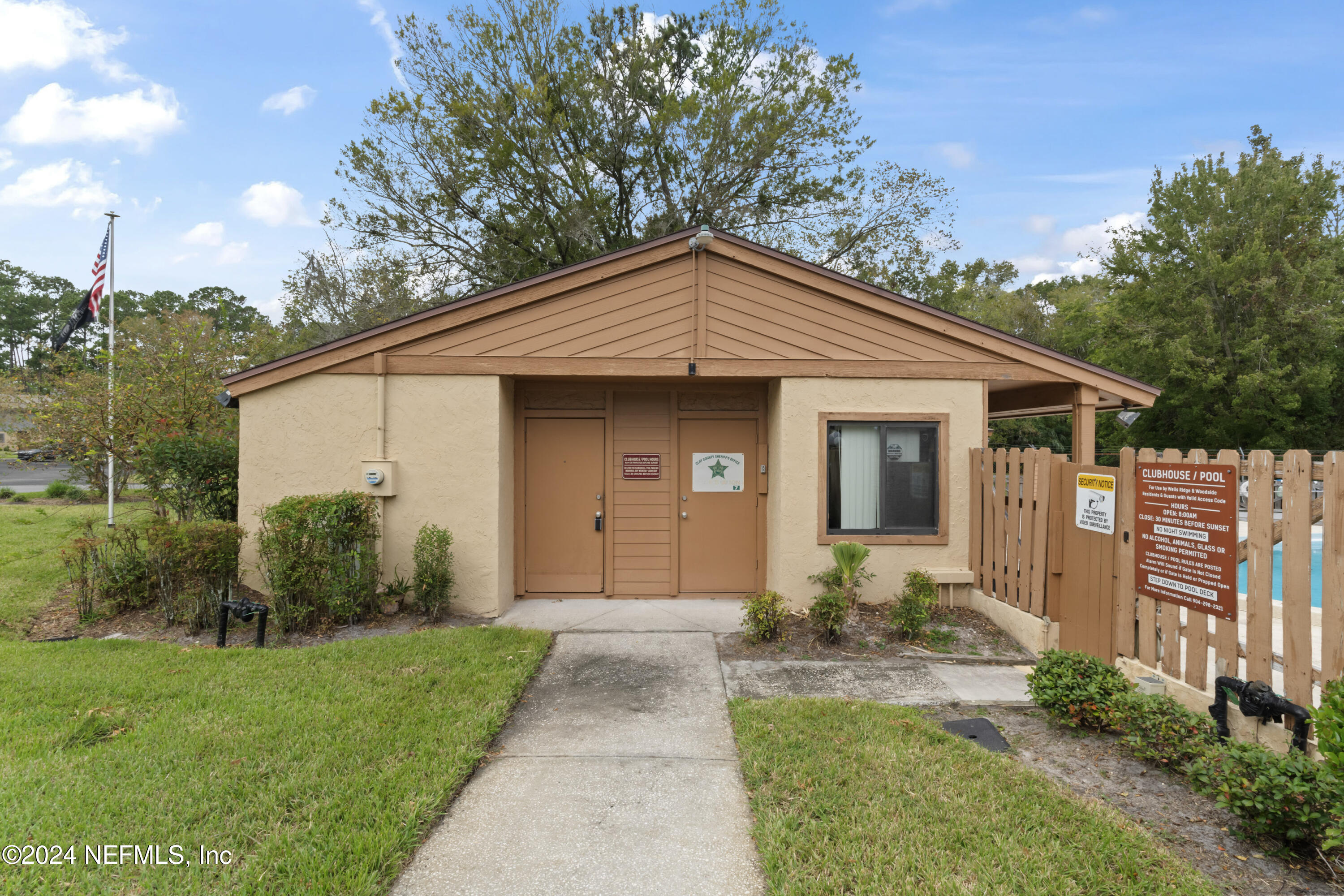 85 DEBARRY Avenue, 1064