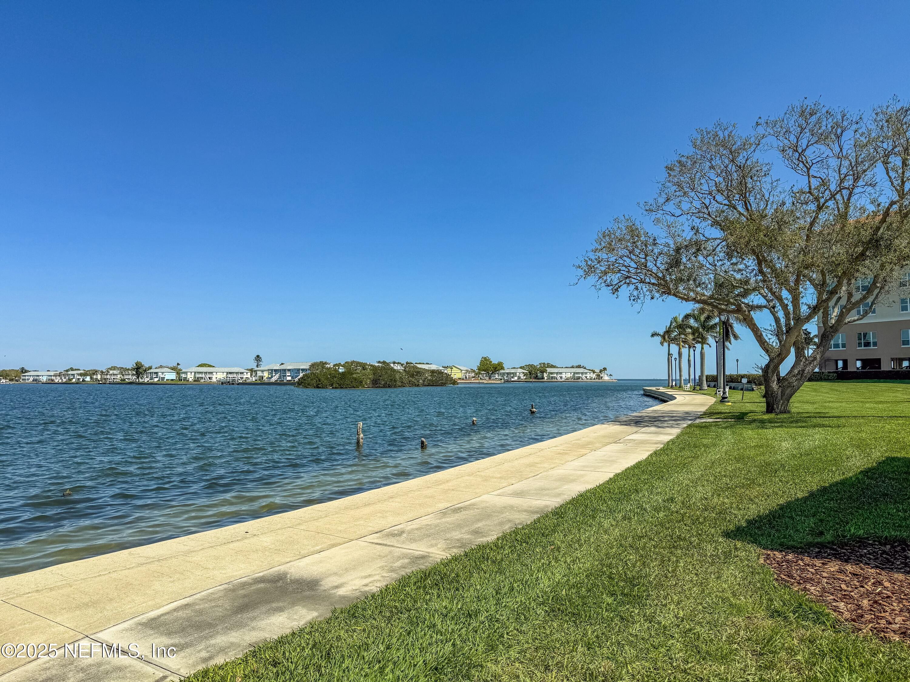 6100 BAHAMA SHORES Drive S, St. Petersburg