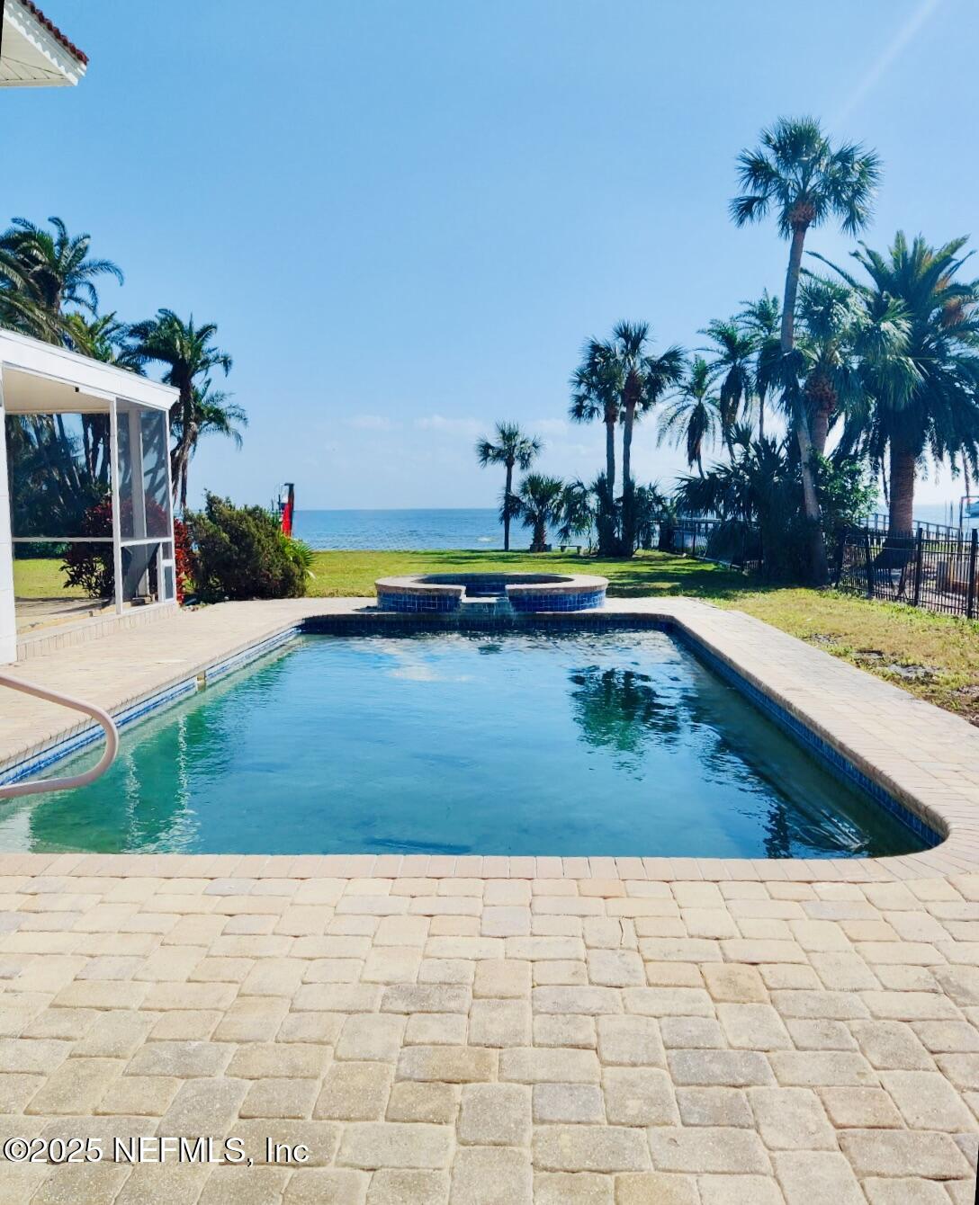 6100 BAHAMA SHORES Drive S, St. Petersburg