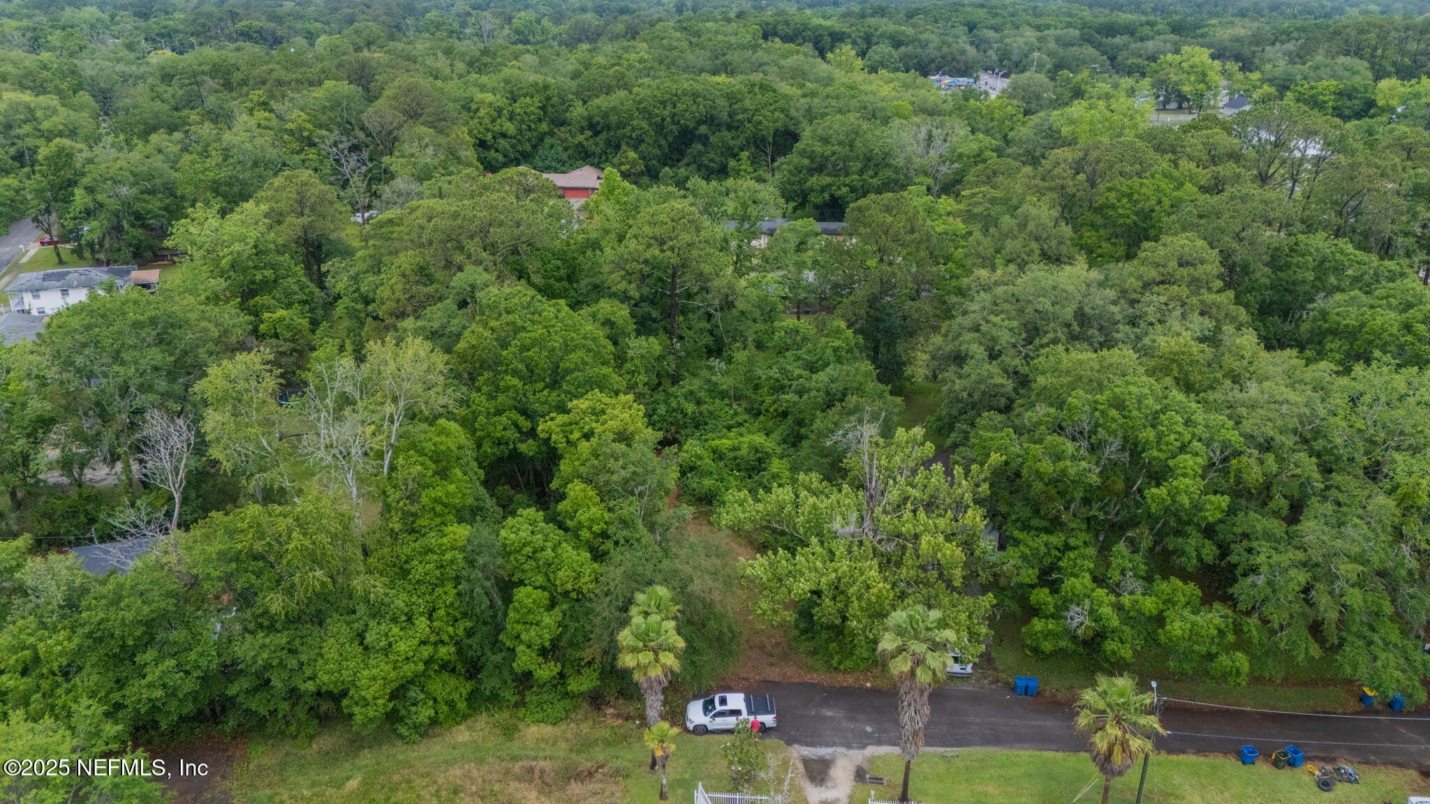 1933 LENTIE Road