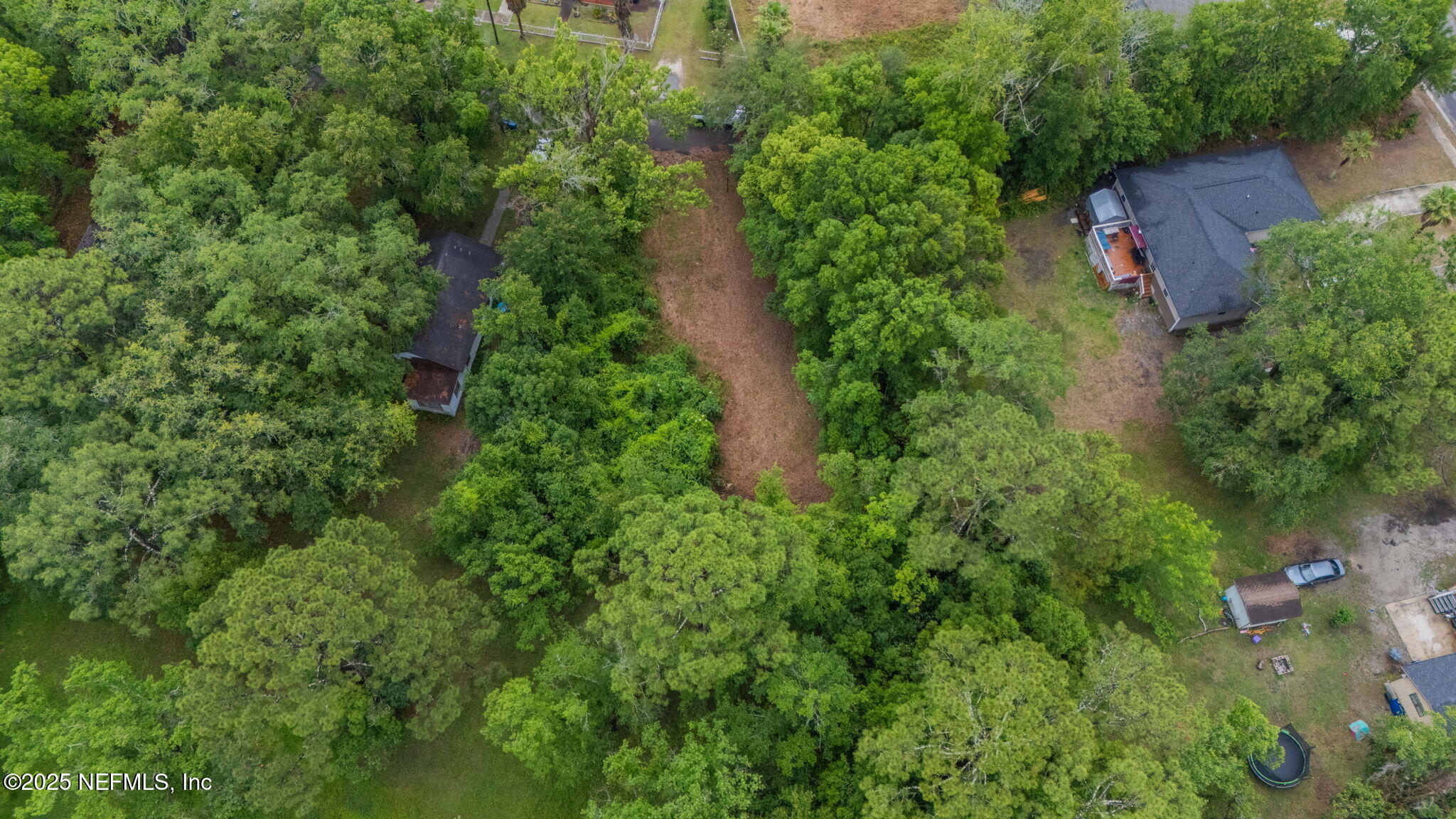 1933 LENTIE Road