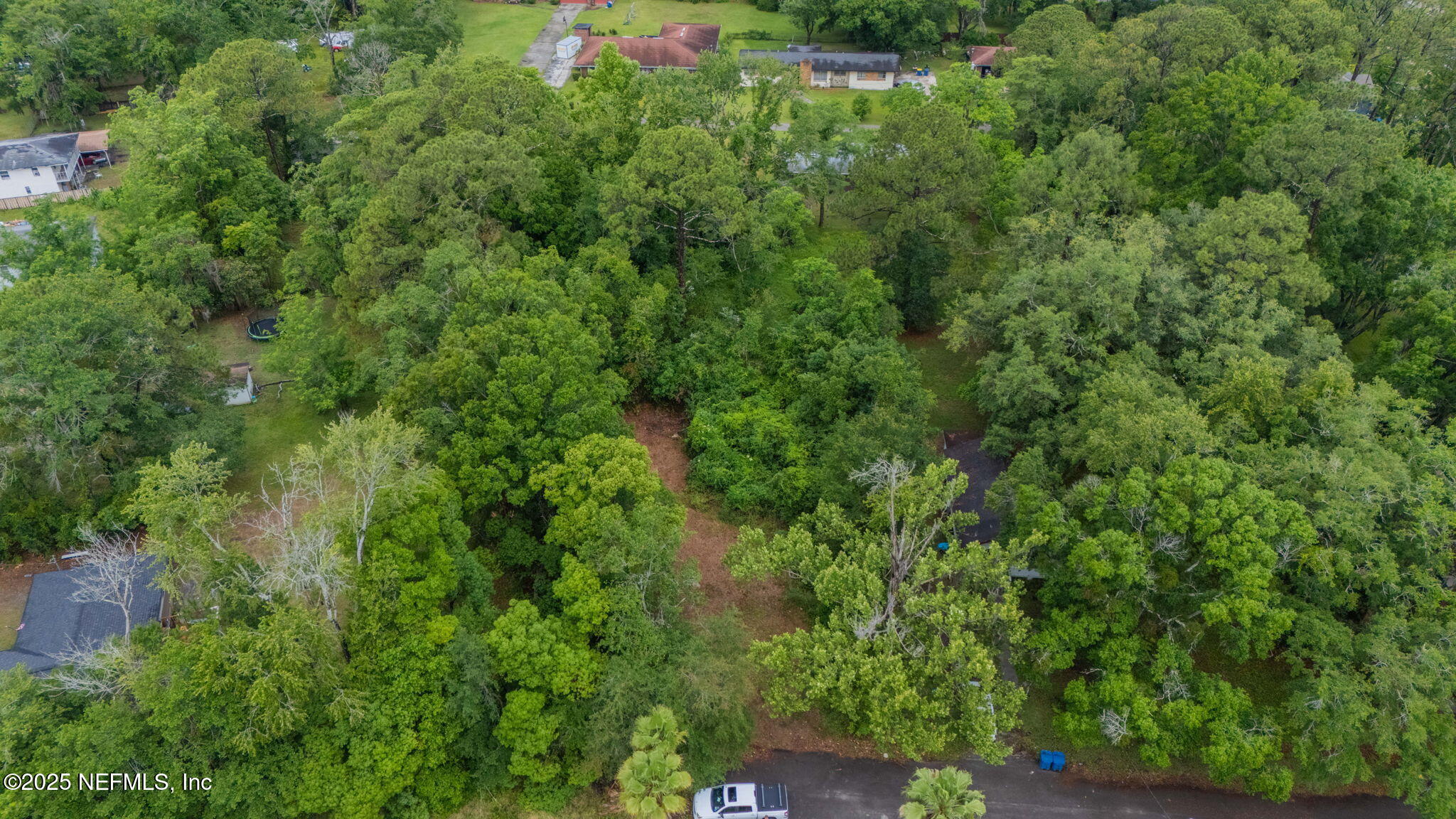 1933 LENTIE Road