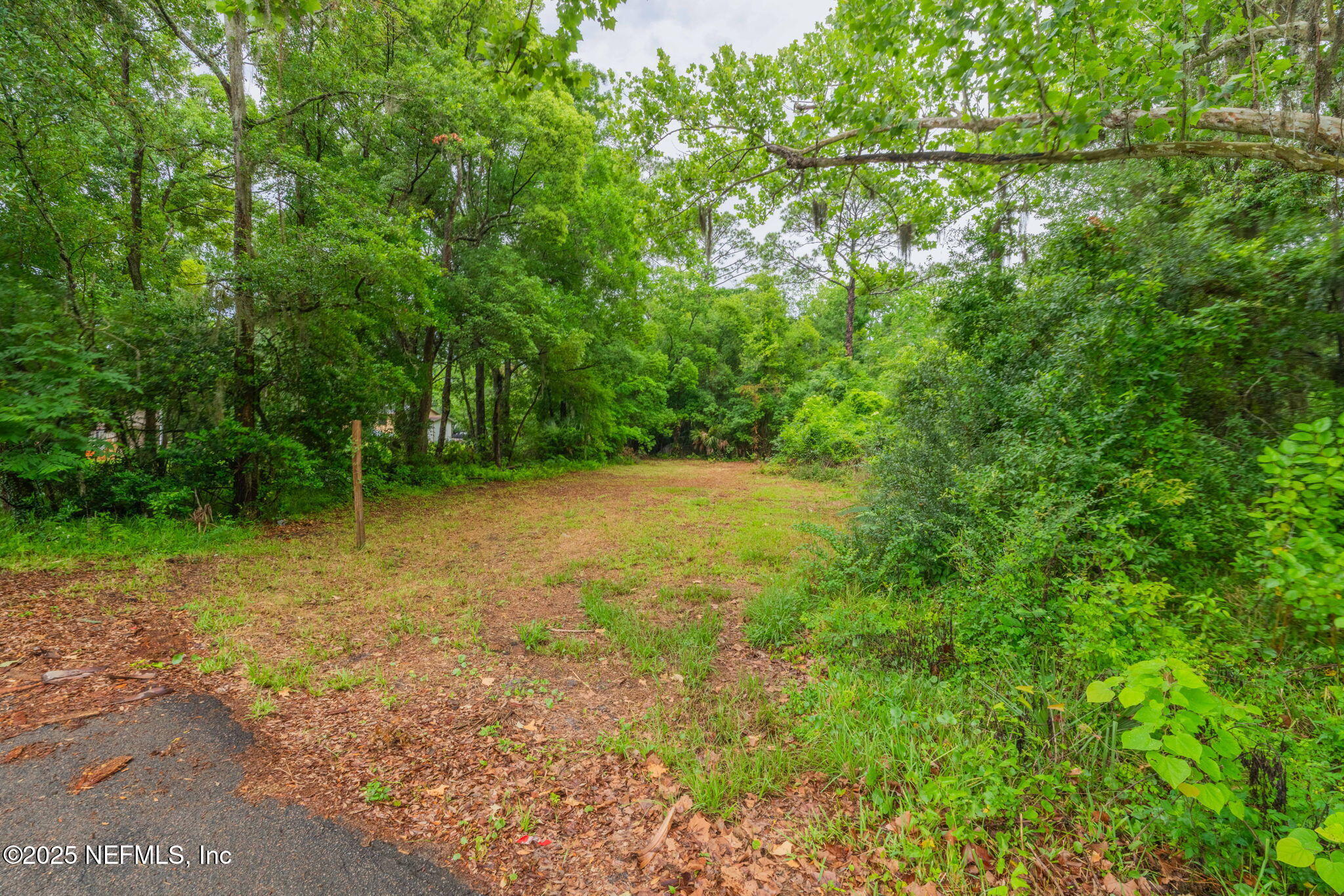 1933 LENTIE Road